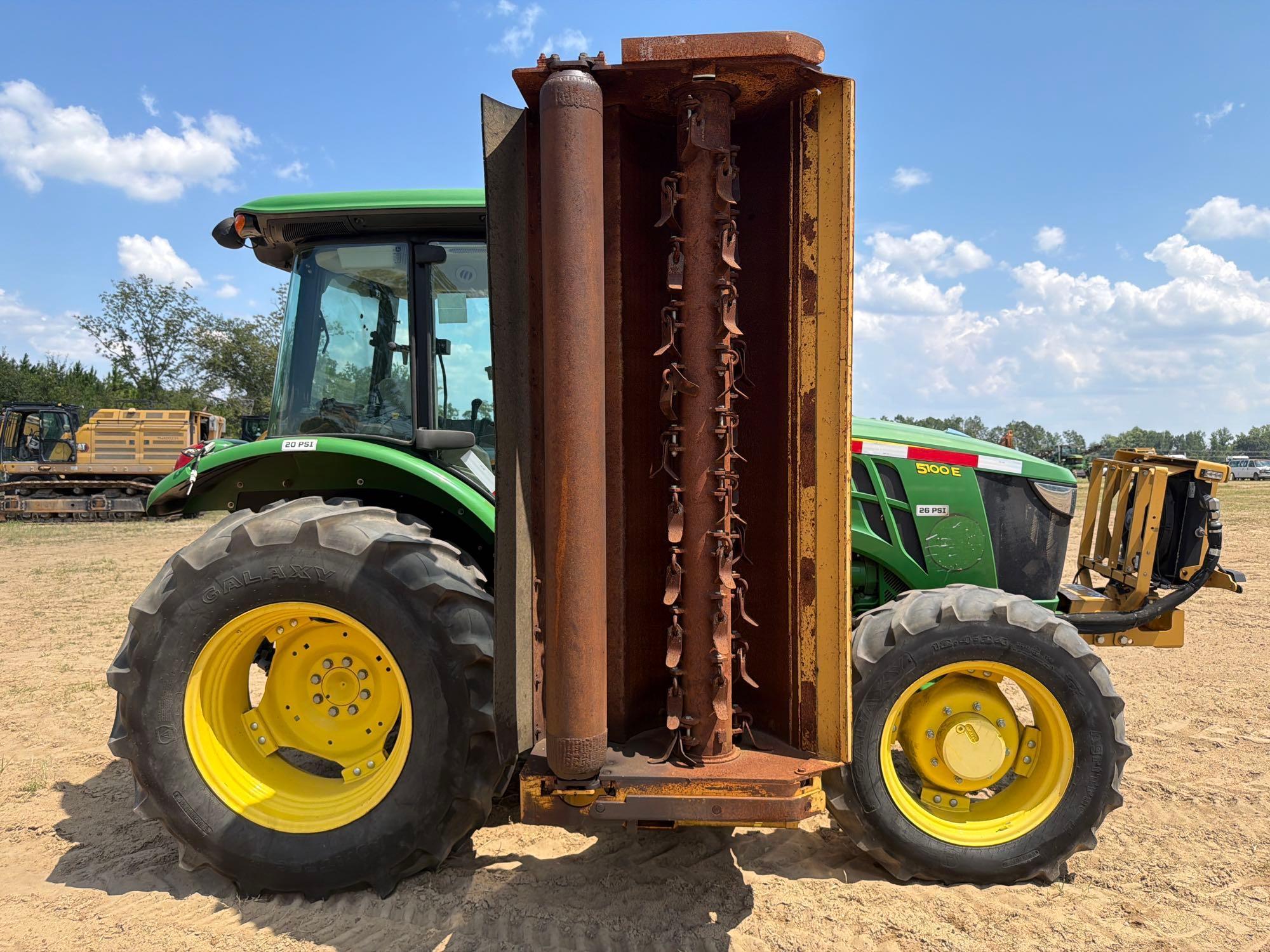 John Deere 5100E