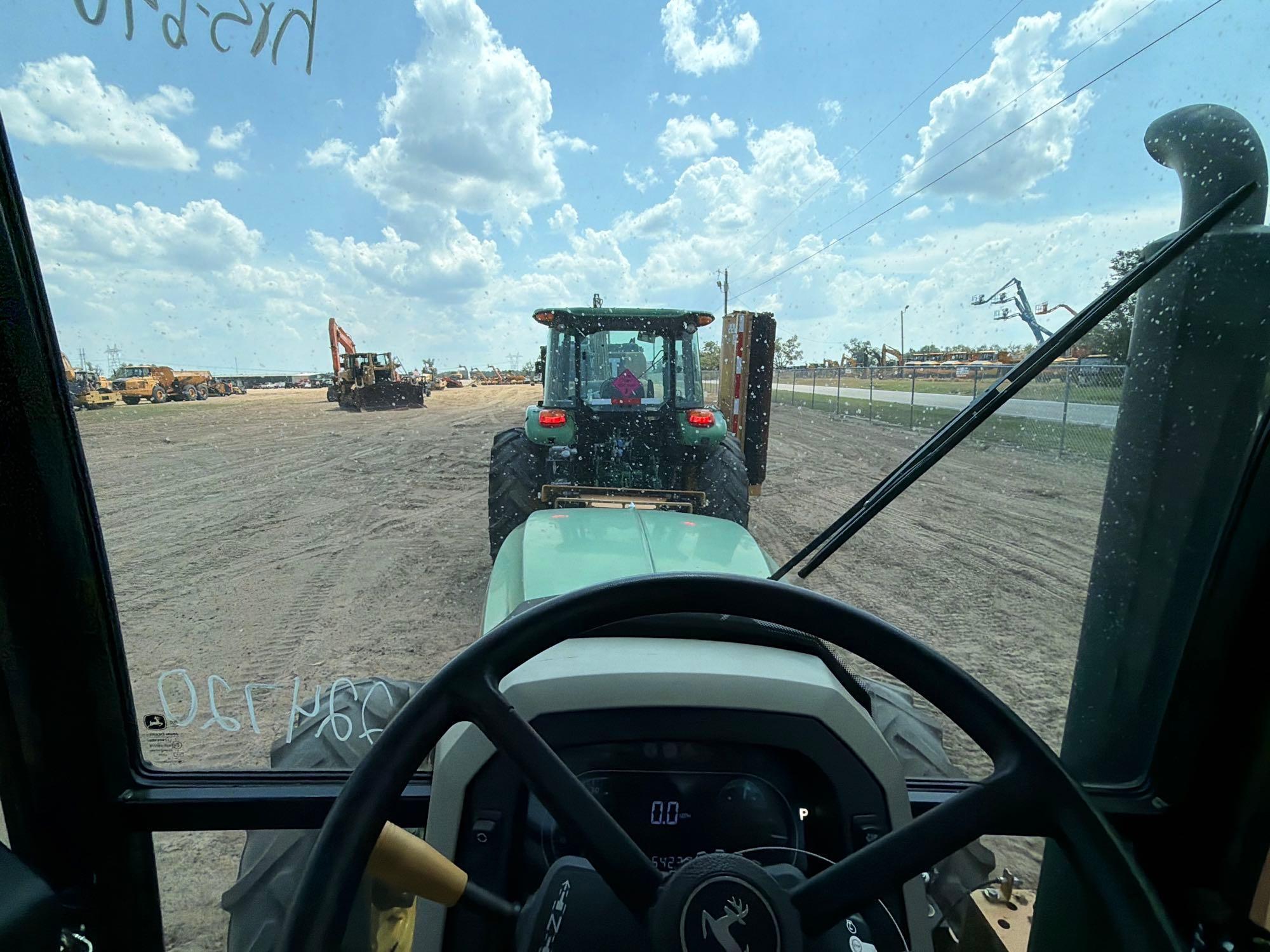 John Deere 5100E