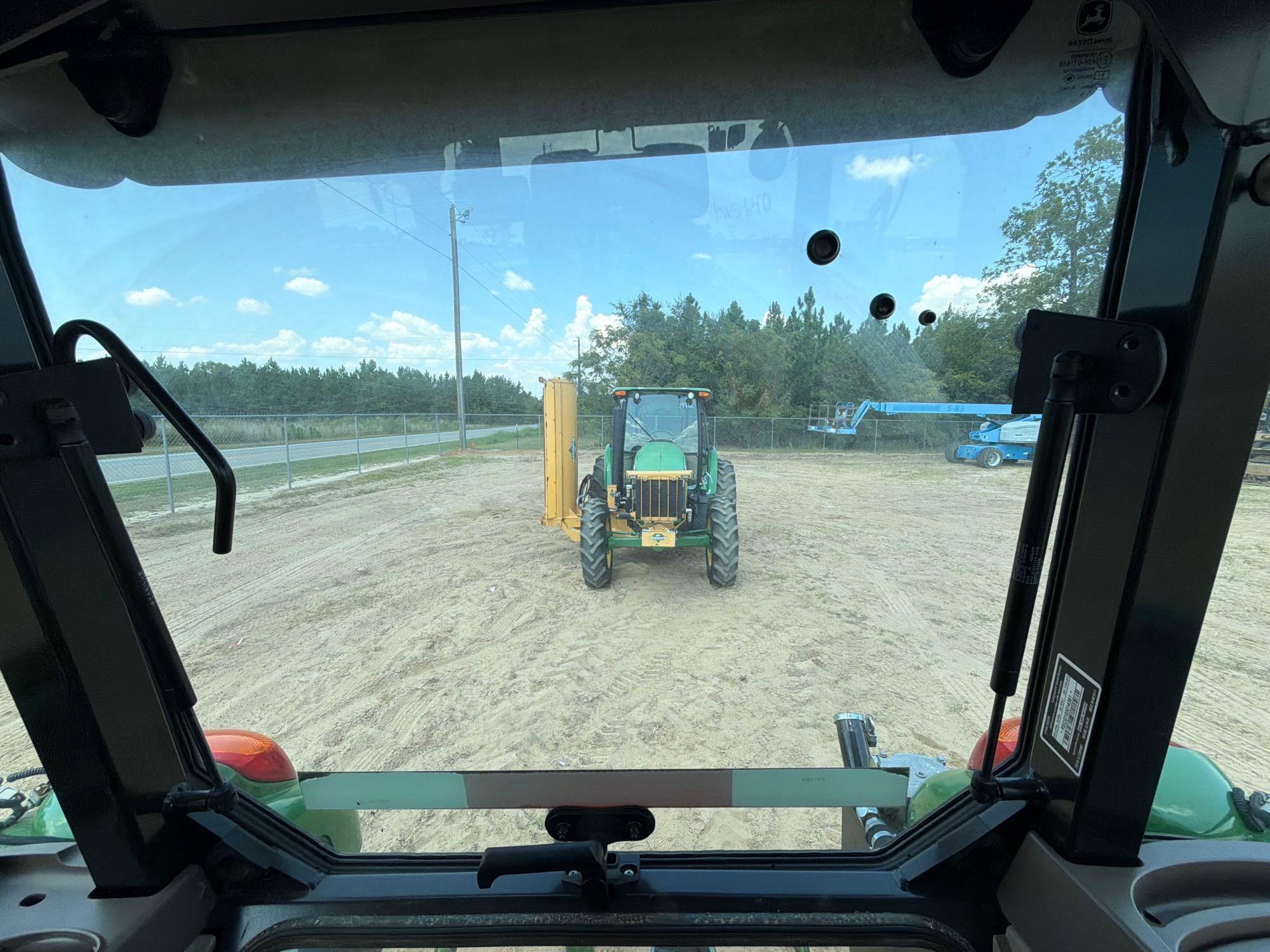 John Deere 5100E