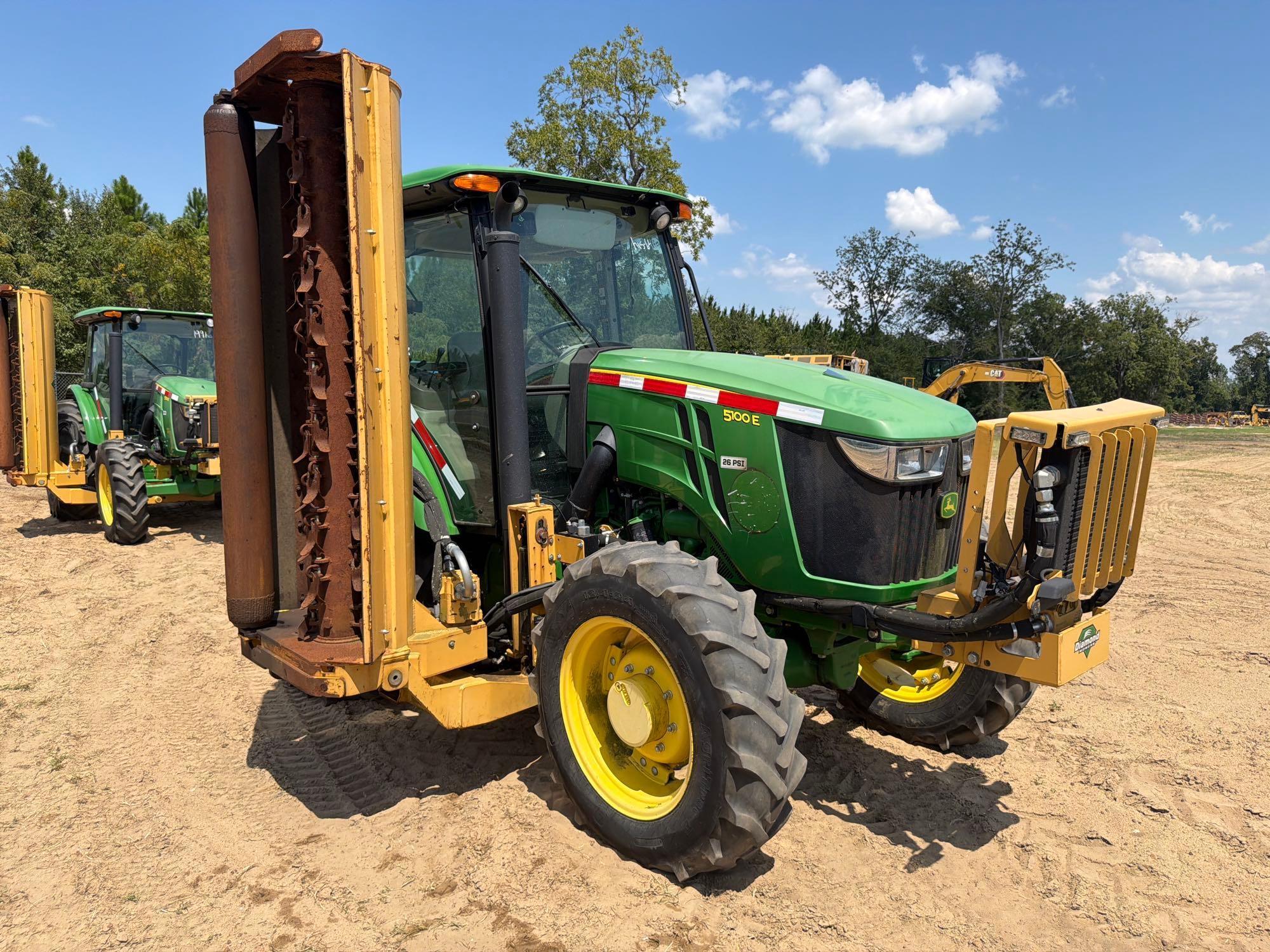 John Deere 5100E