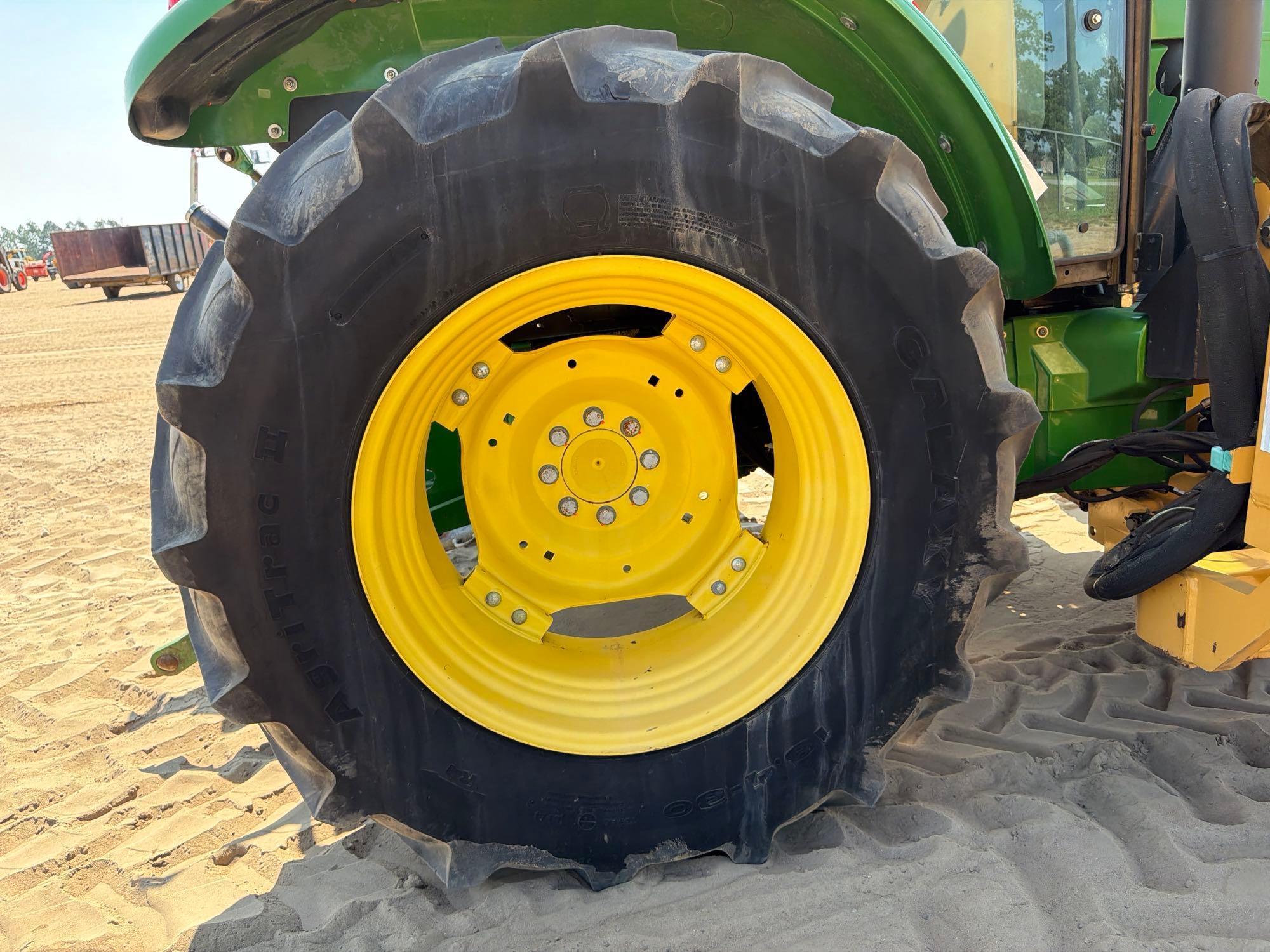 John Deere 5100E