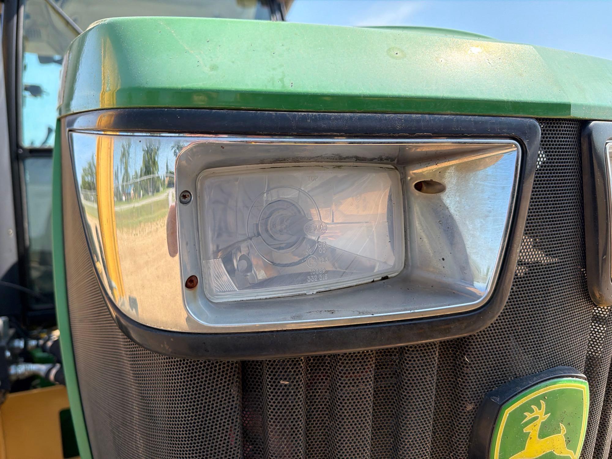 John Deere 5100E