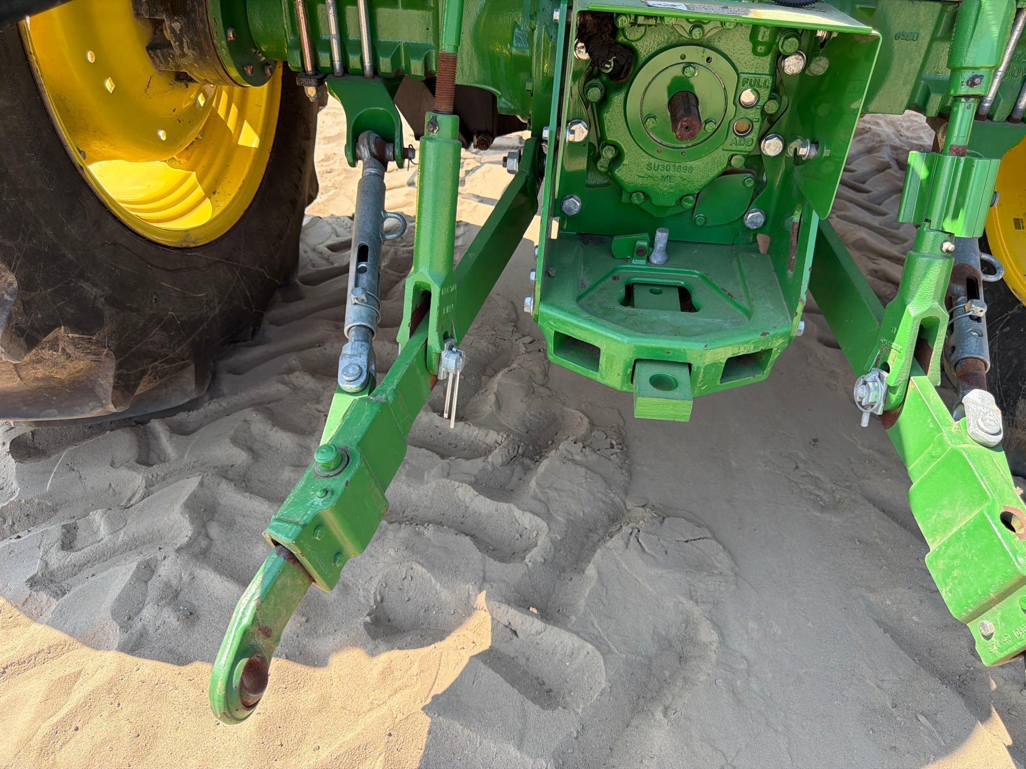 John Deere 5100E