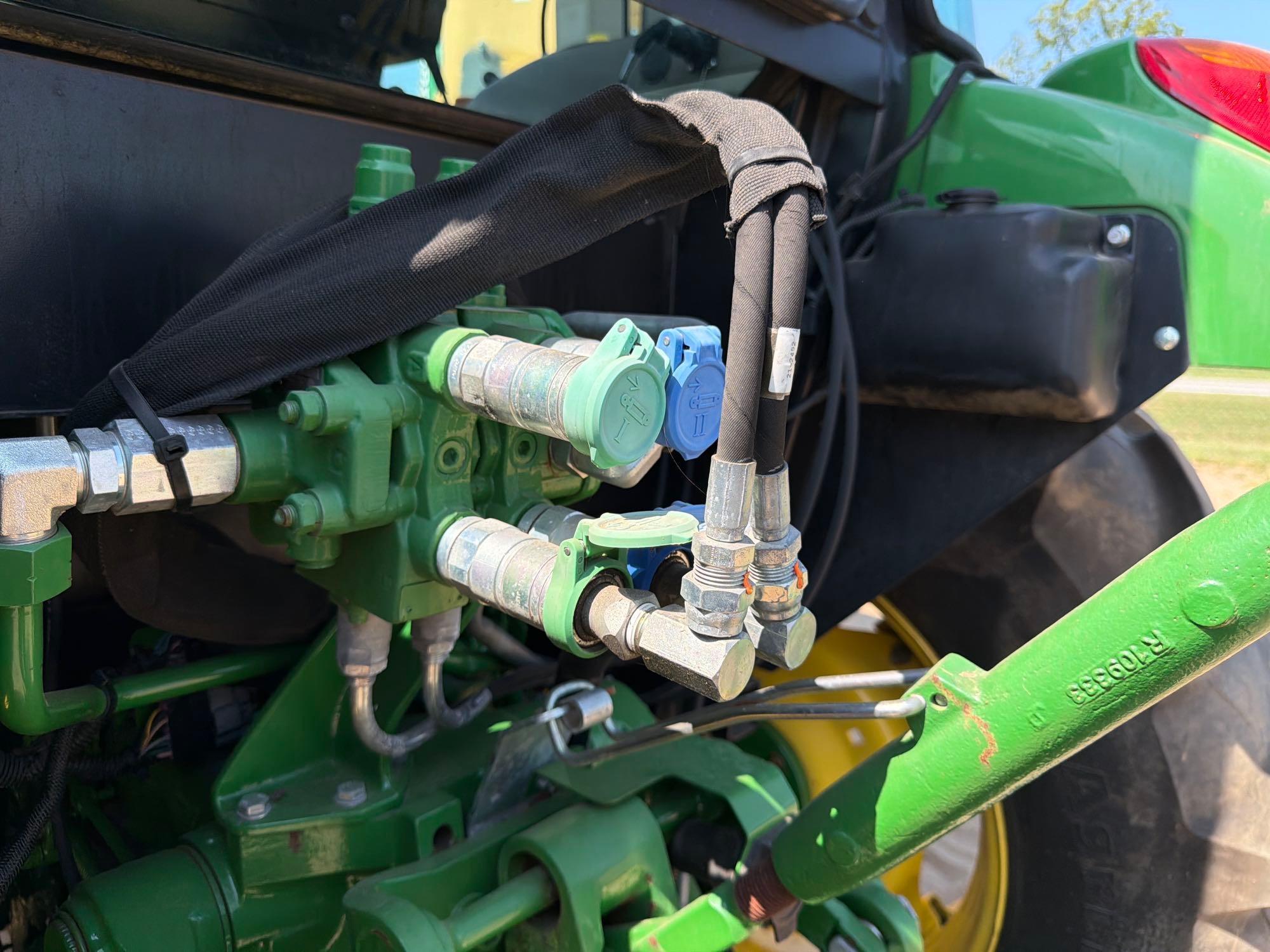 John Deere 5100E