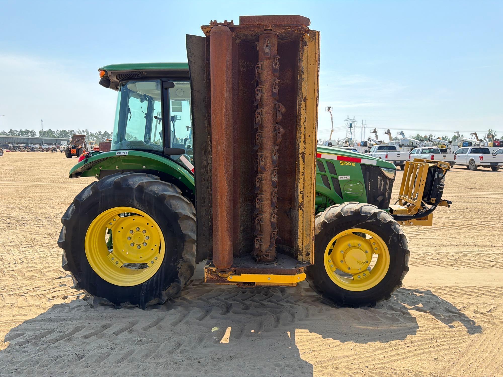 John Deere 5100E