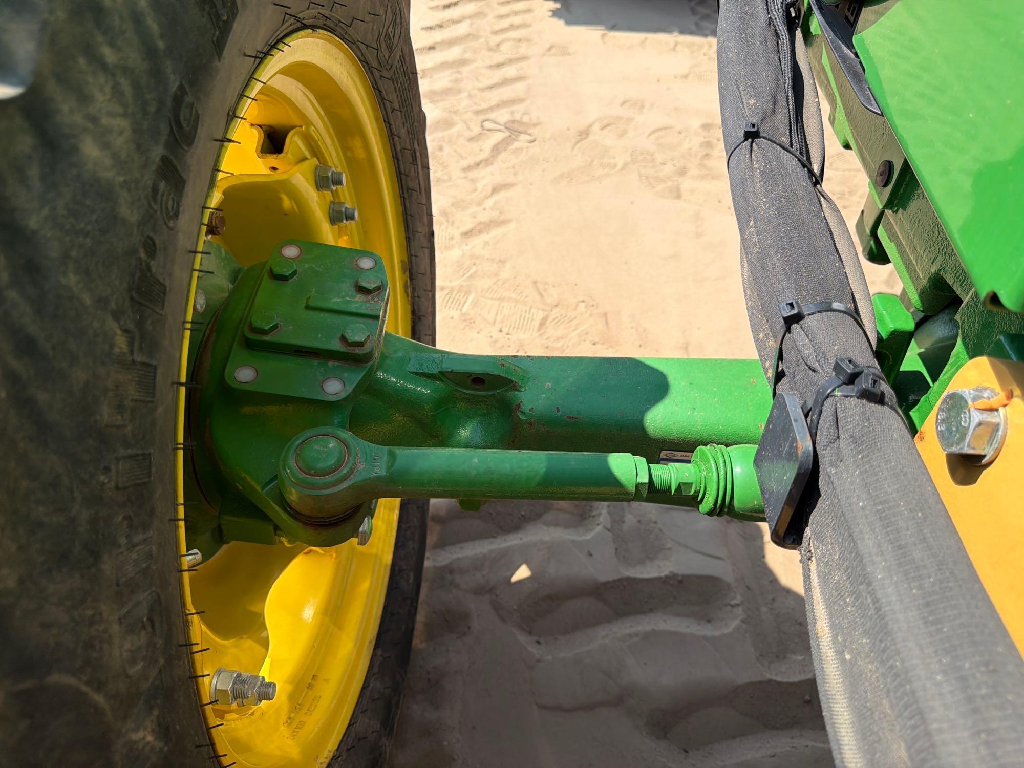 John Deere 5100E
