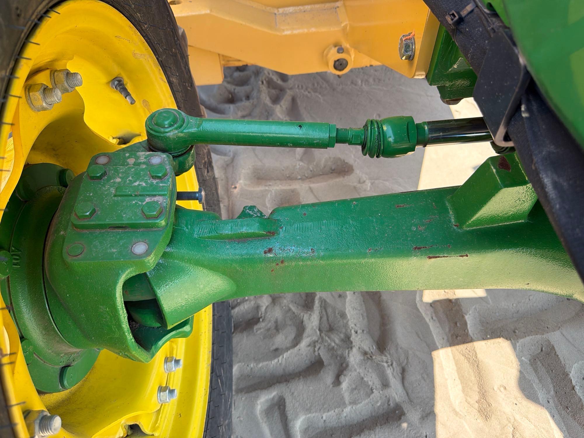 John Deere 5100E