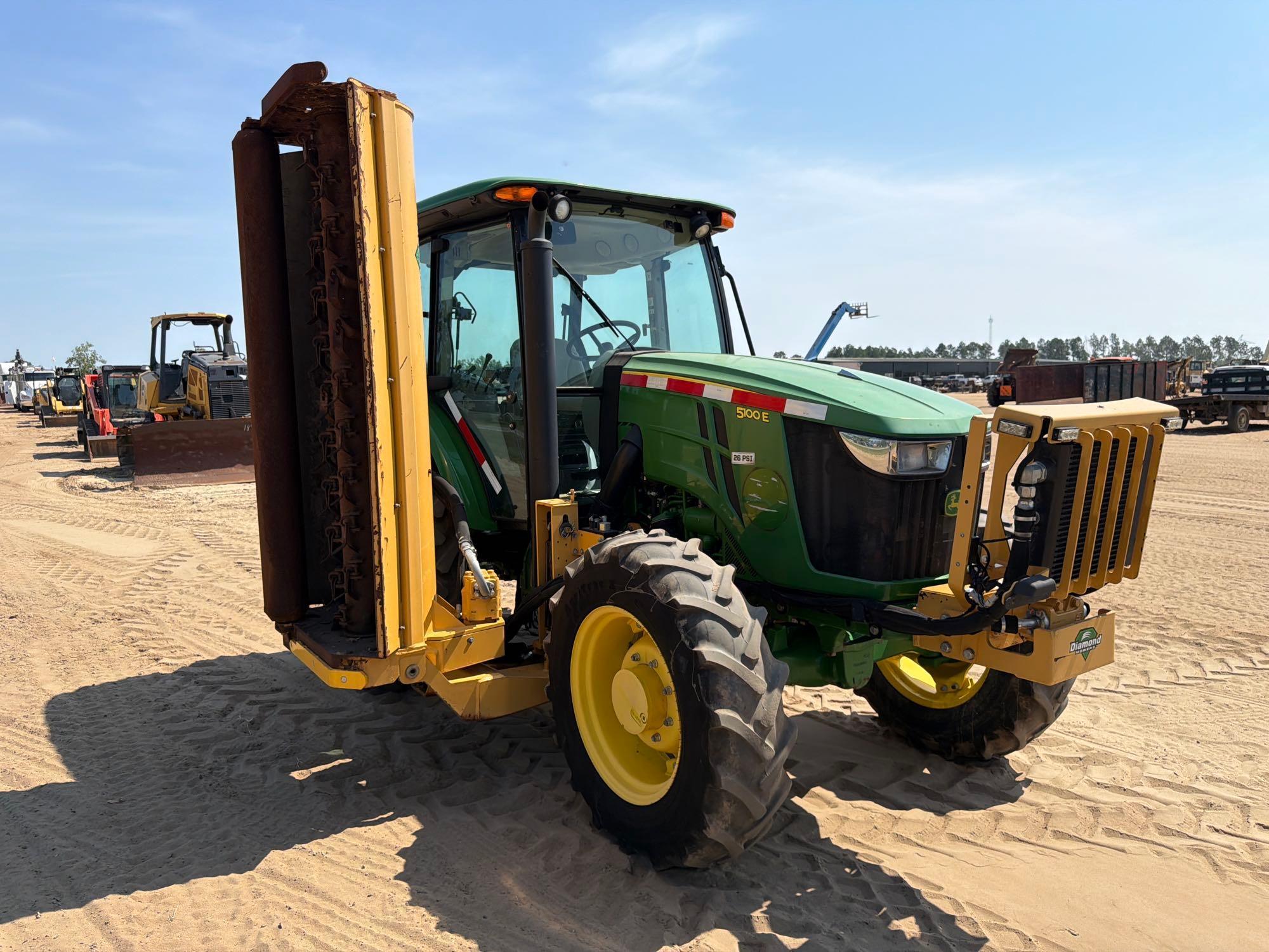 John Deere 5100E
