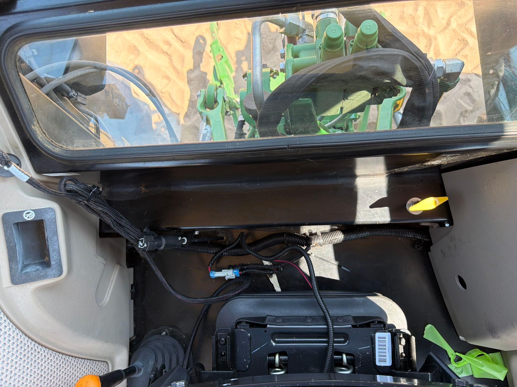 John Deere 5100E