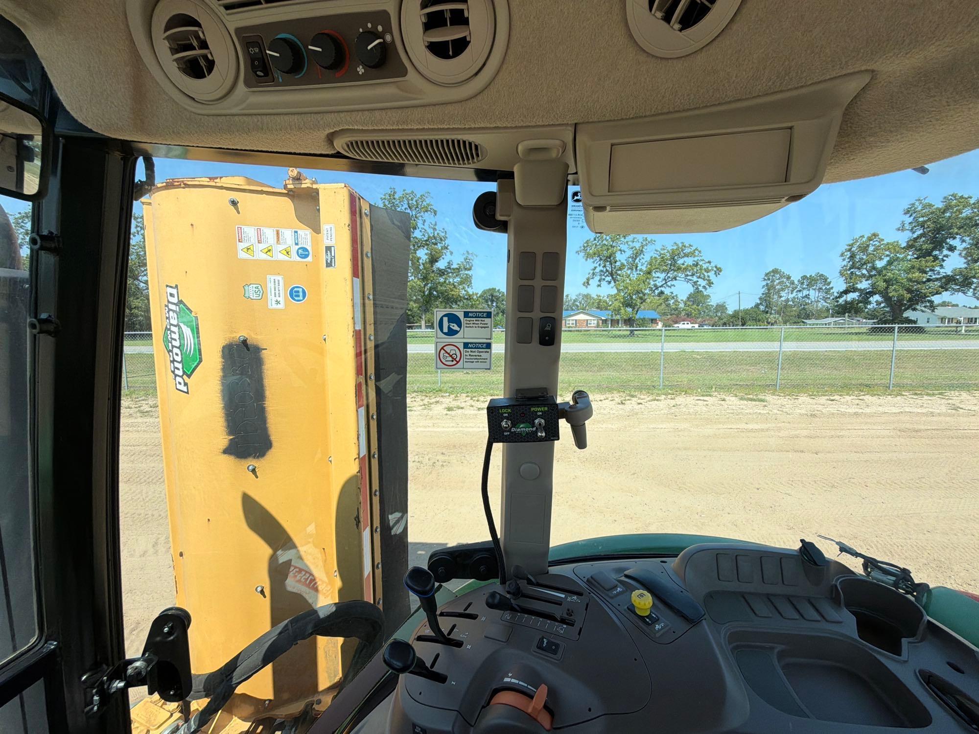 John Deere 5100E