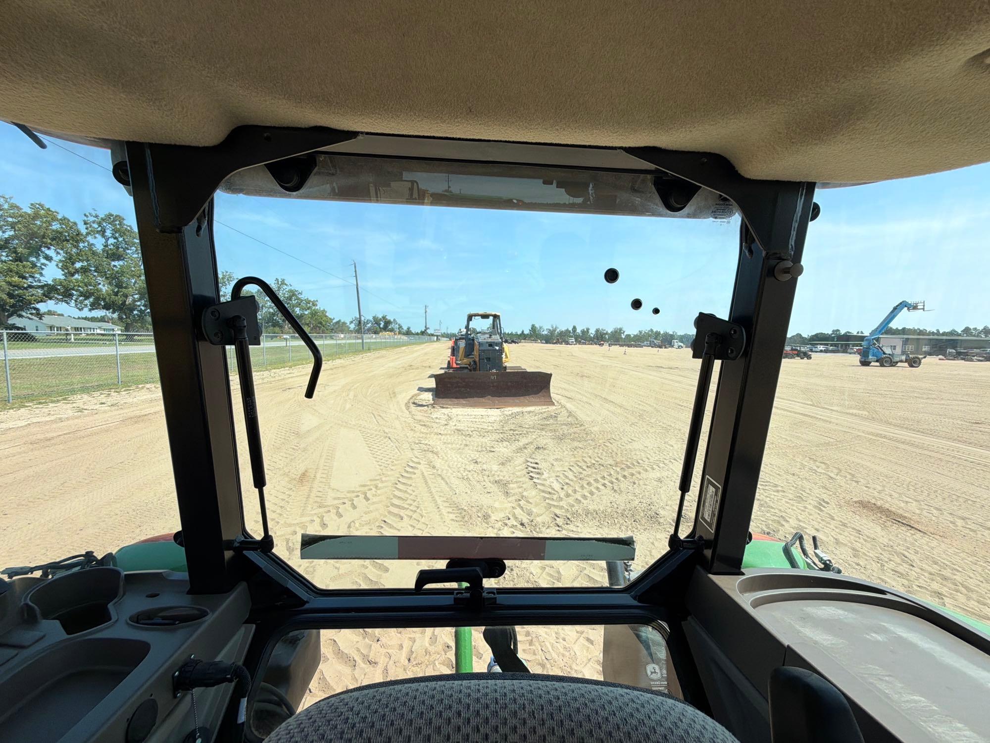 John Deere 5100E