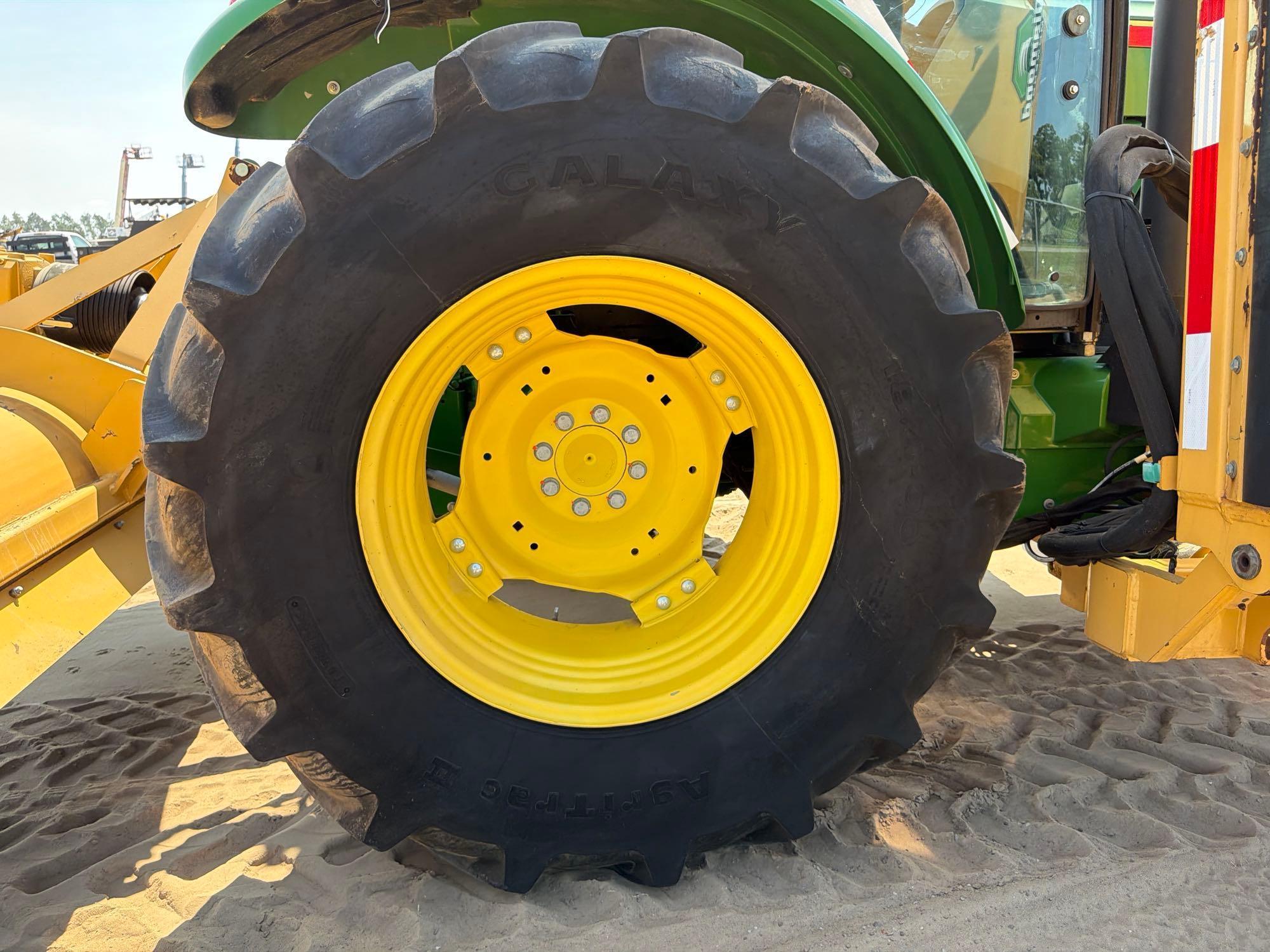 John Deere 5100E