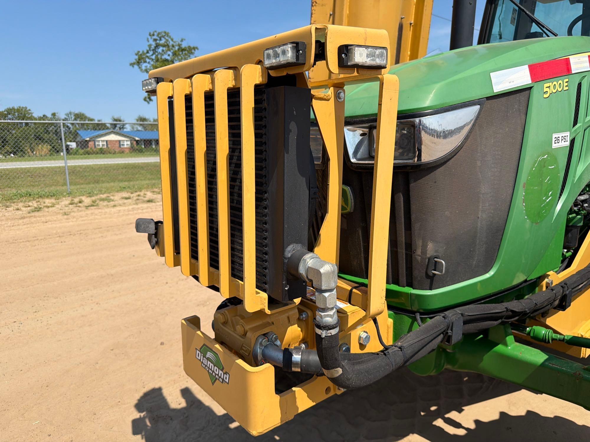 John Deere 5100E