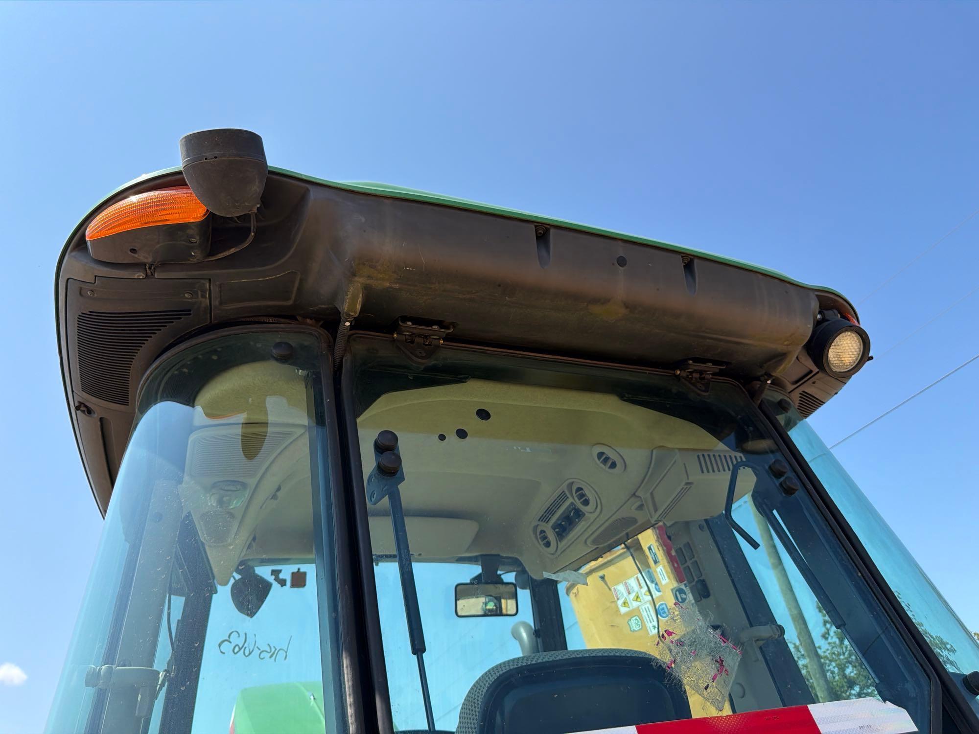 John Deere 5100E