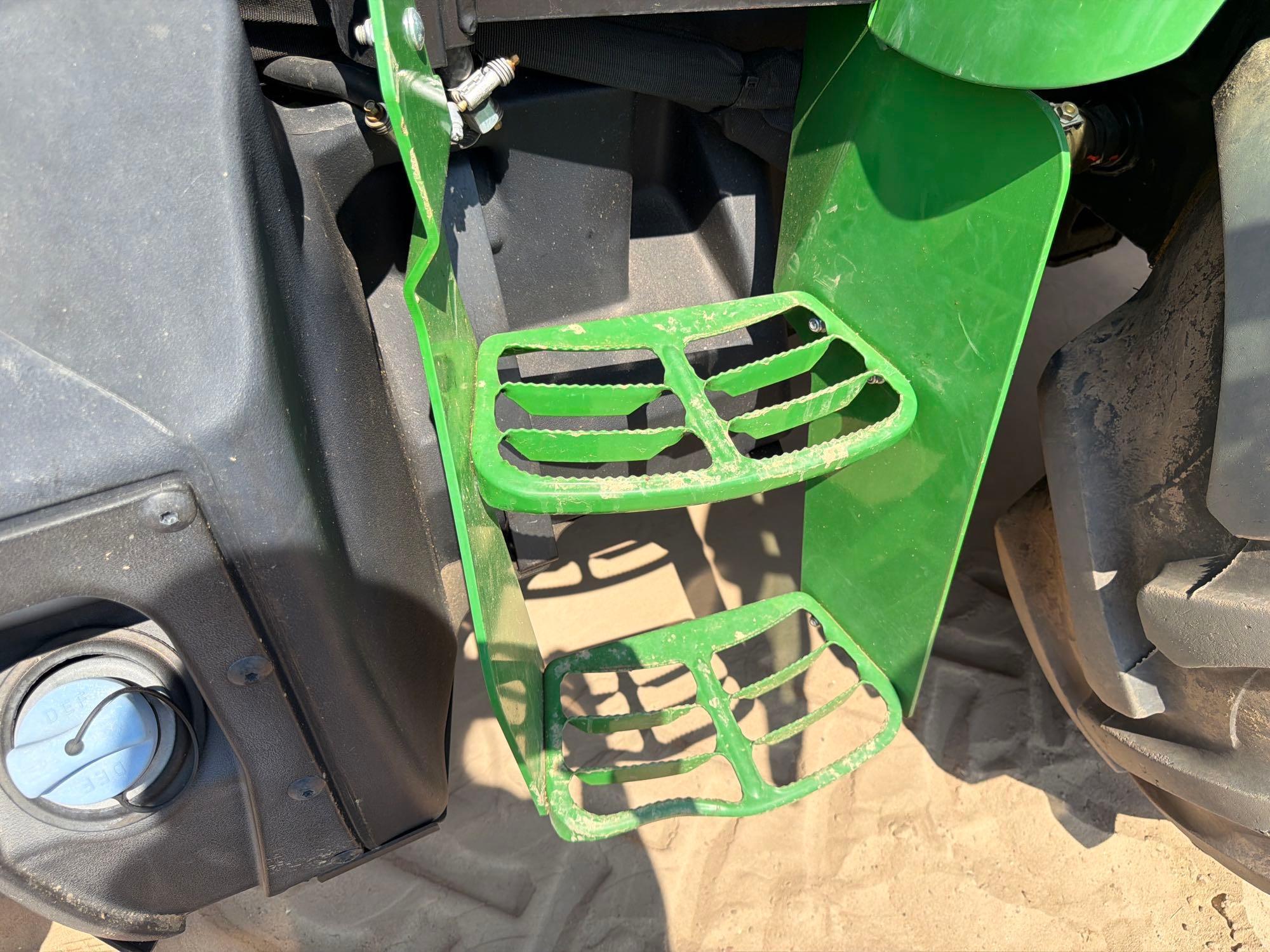 John Deere 5100E