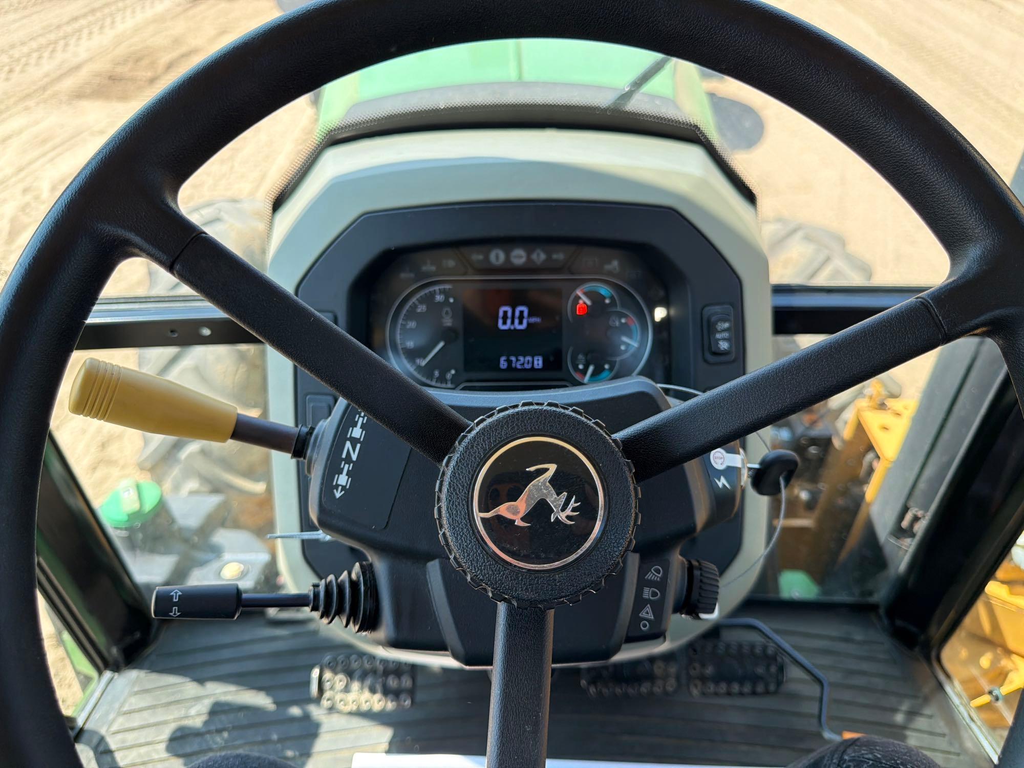 John Deere 5100E