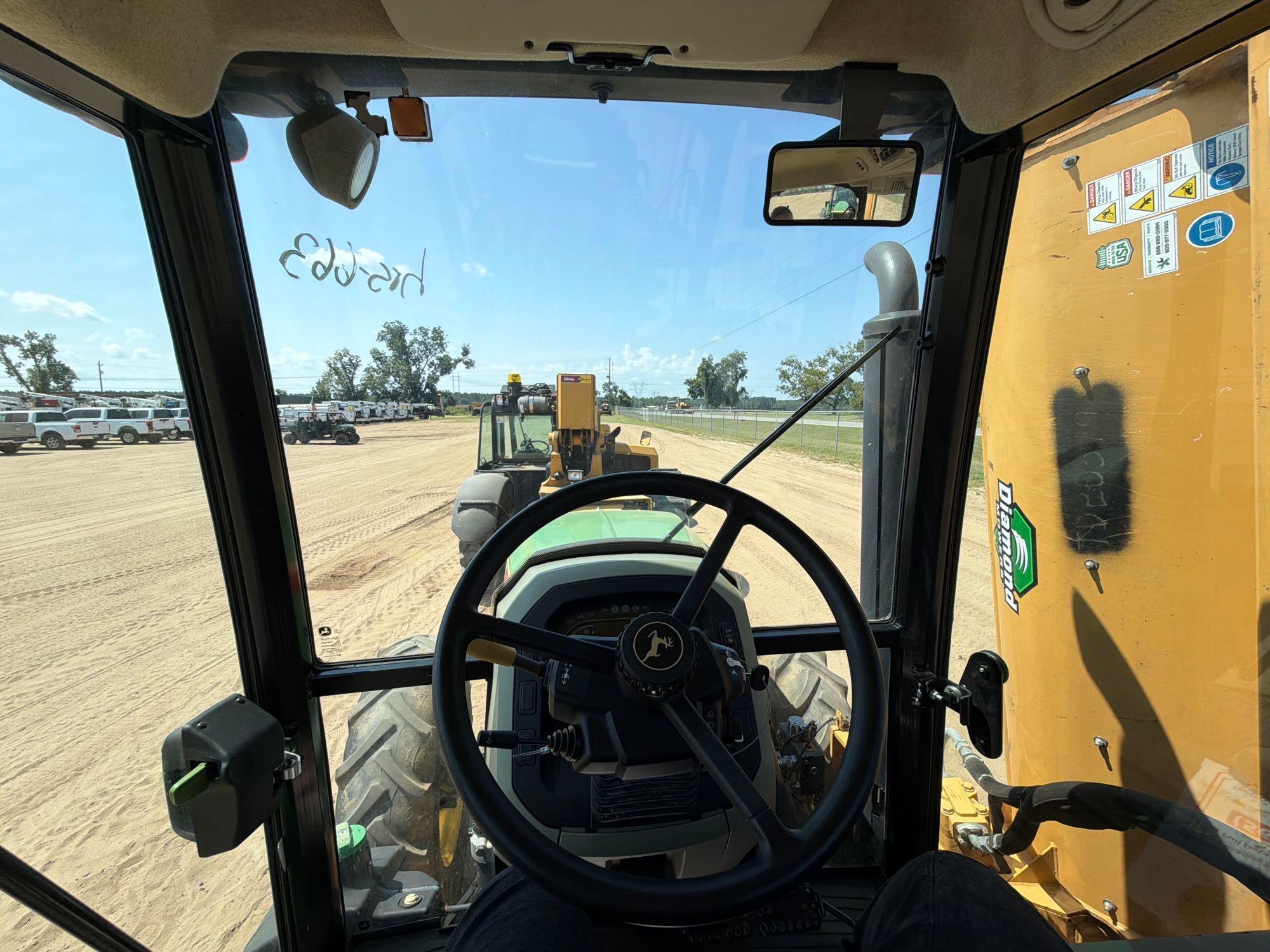 John Deere 5100E
