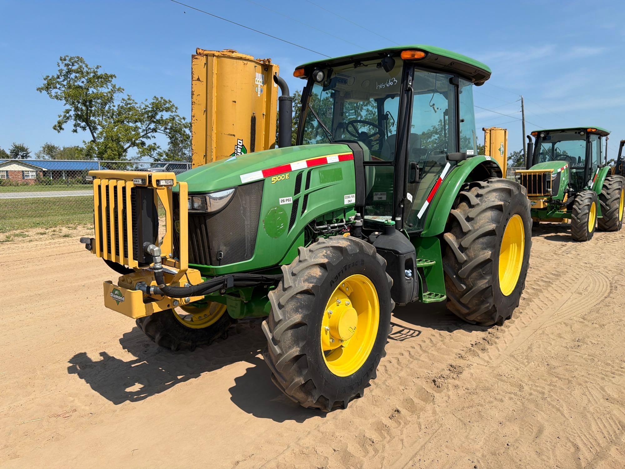 John Deere 5100E