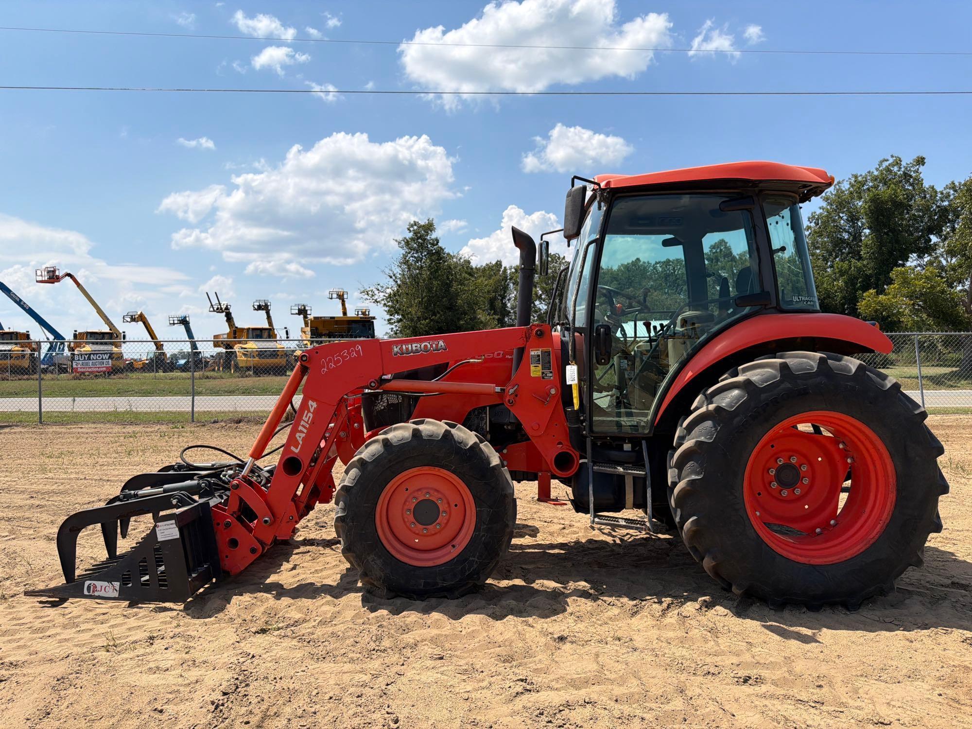 Photo of Kubota M7060