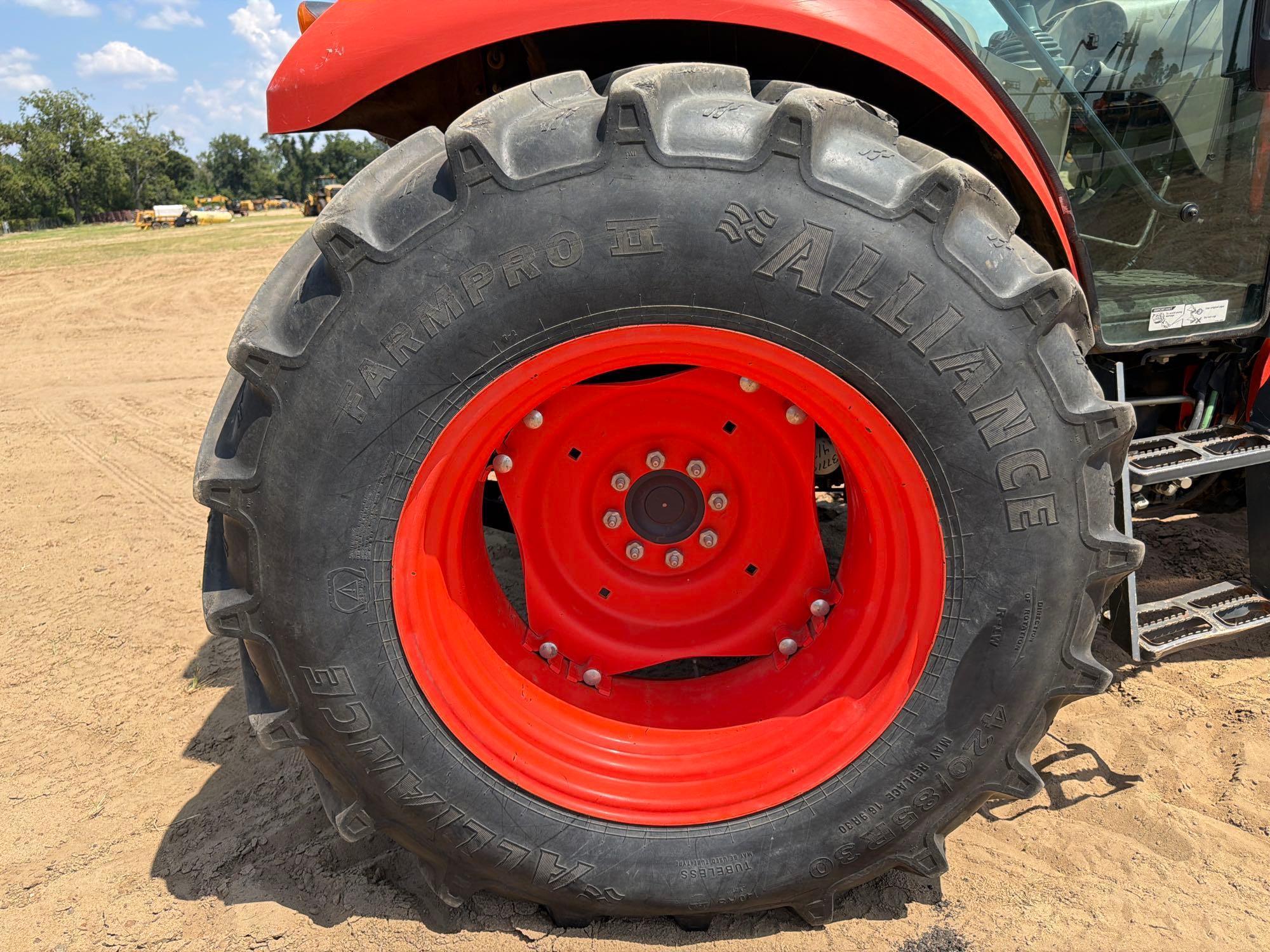 Kubota M7060
