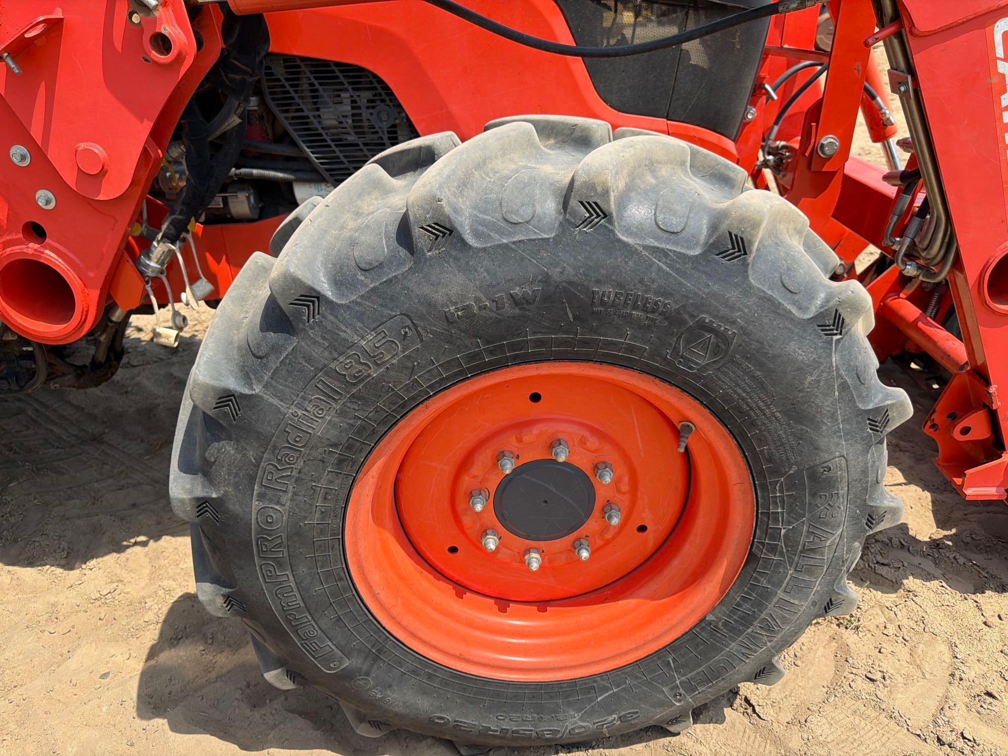 Kubota M7060