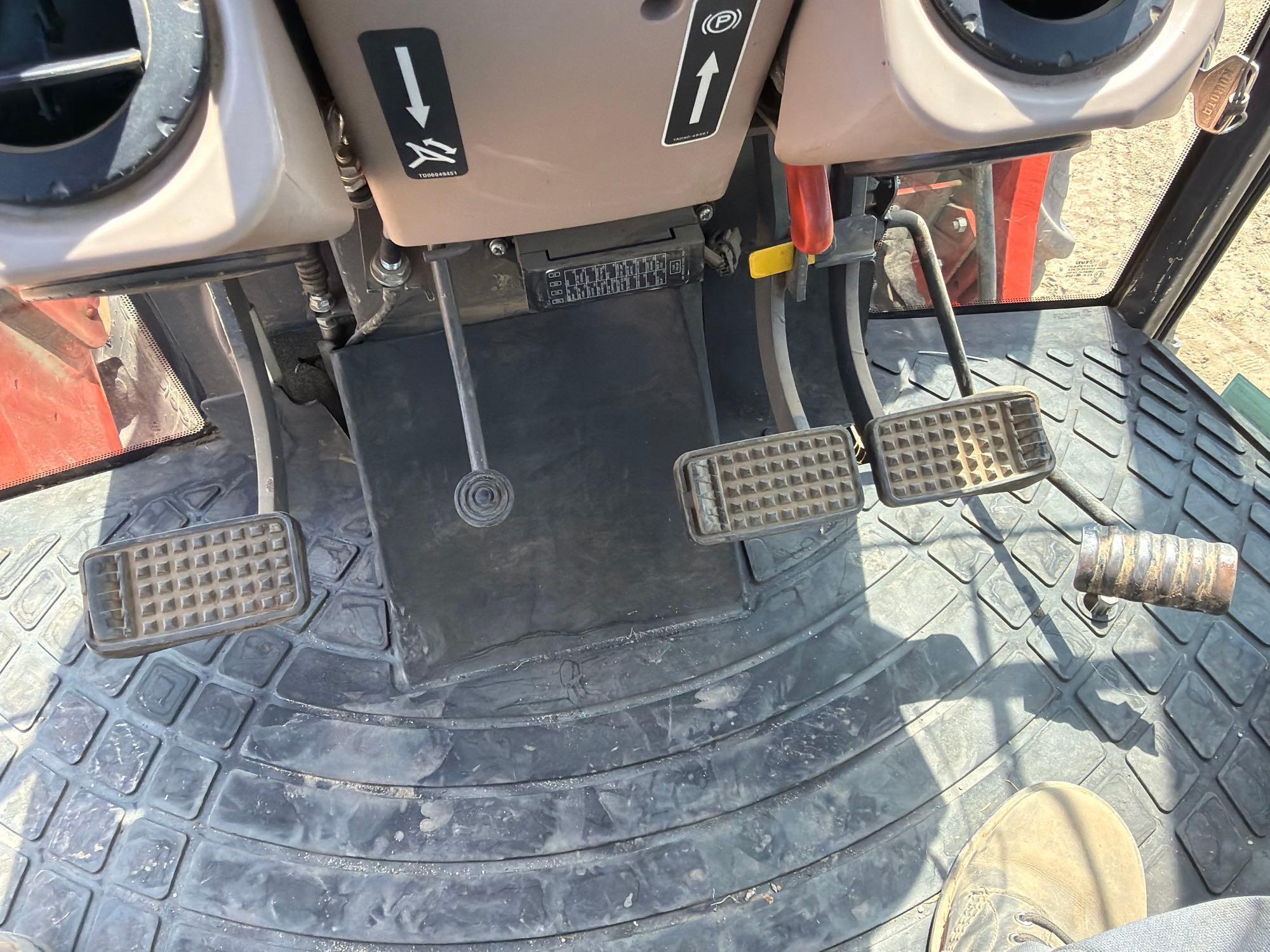 Kubota M7060
