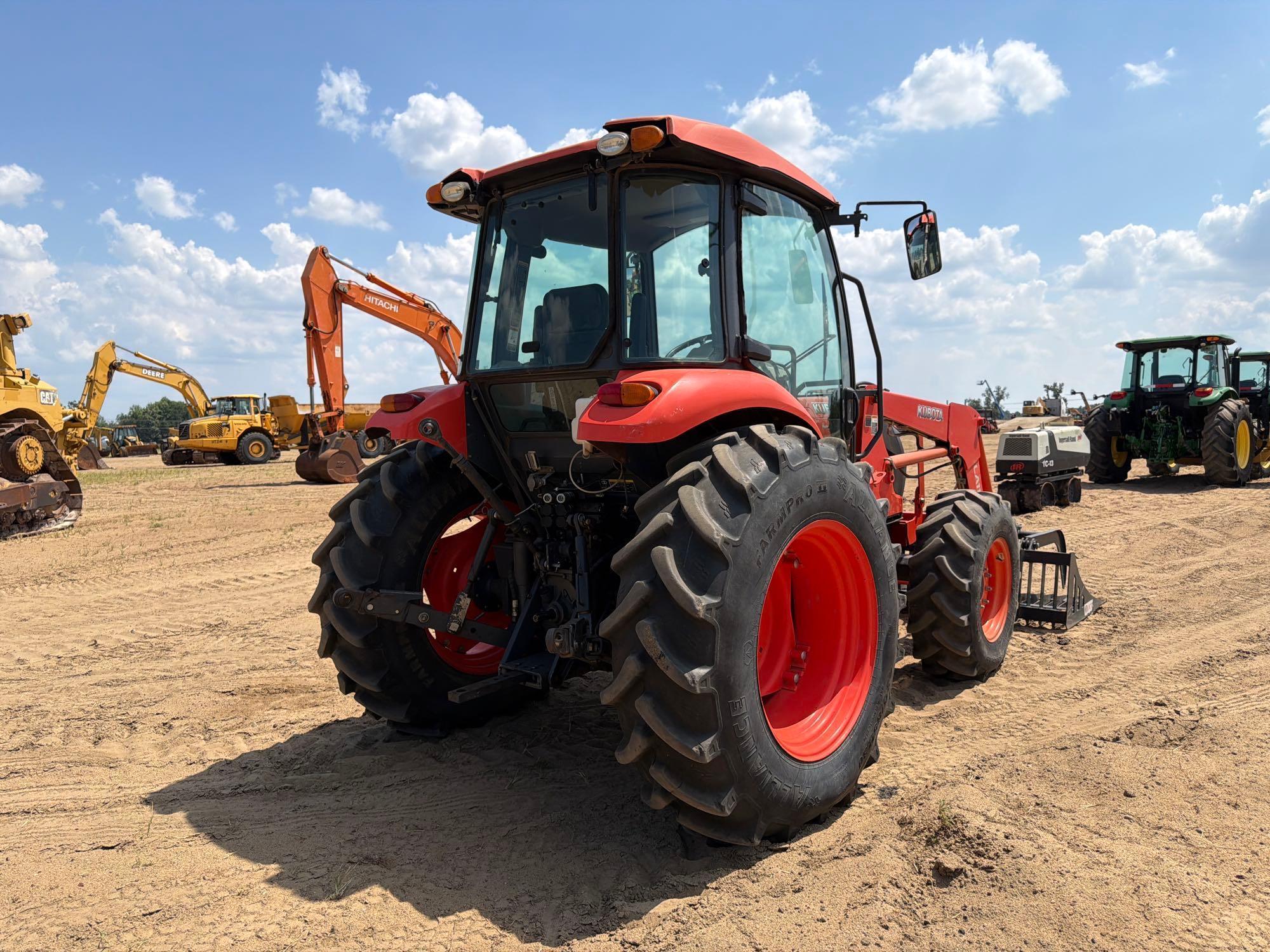 Kubota M7060