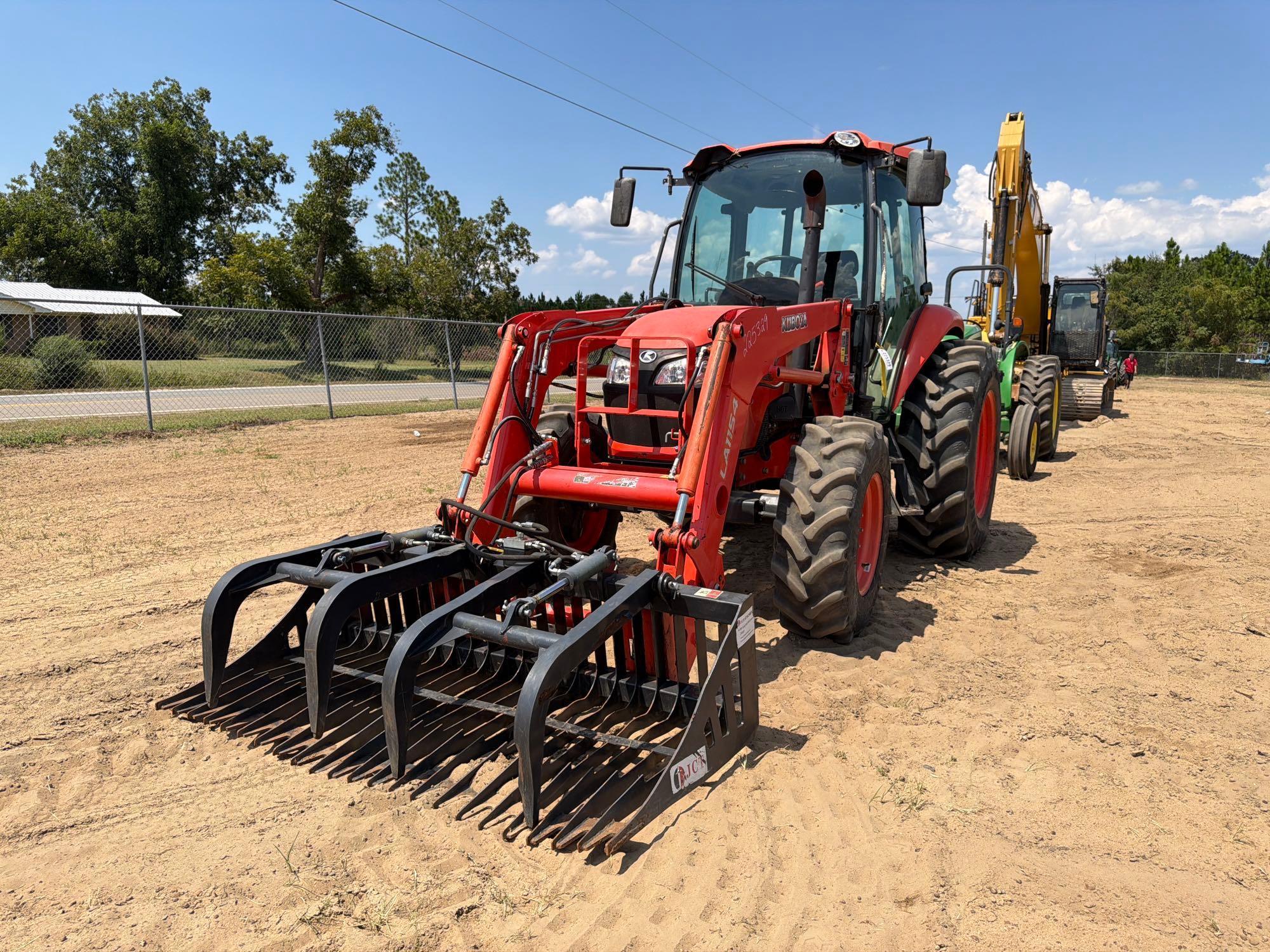 Kubota M7060