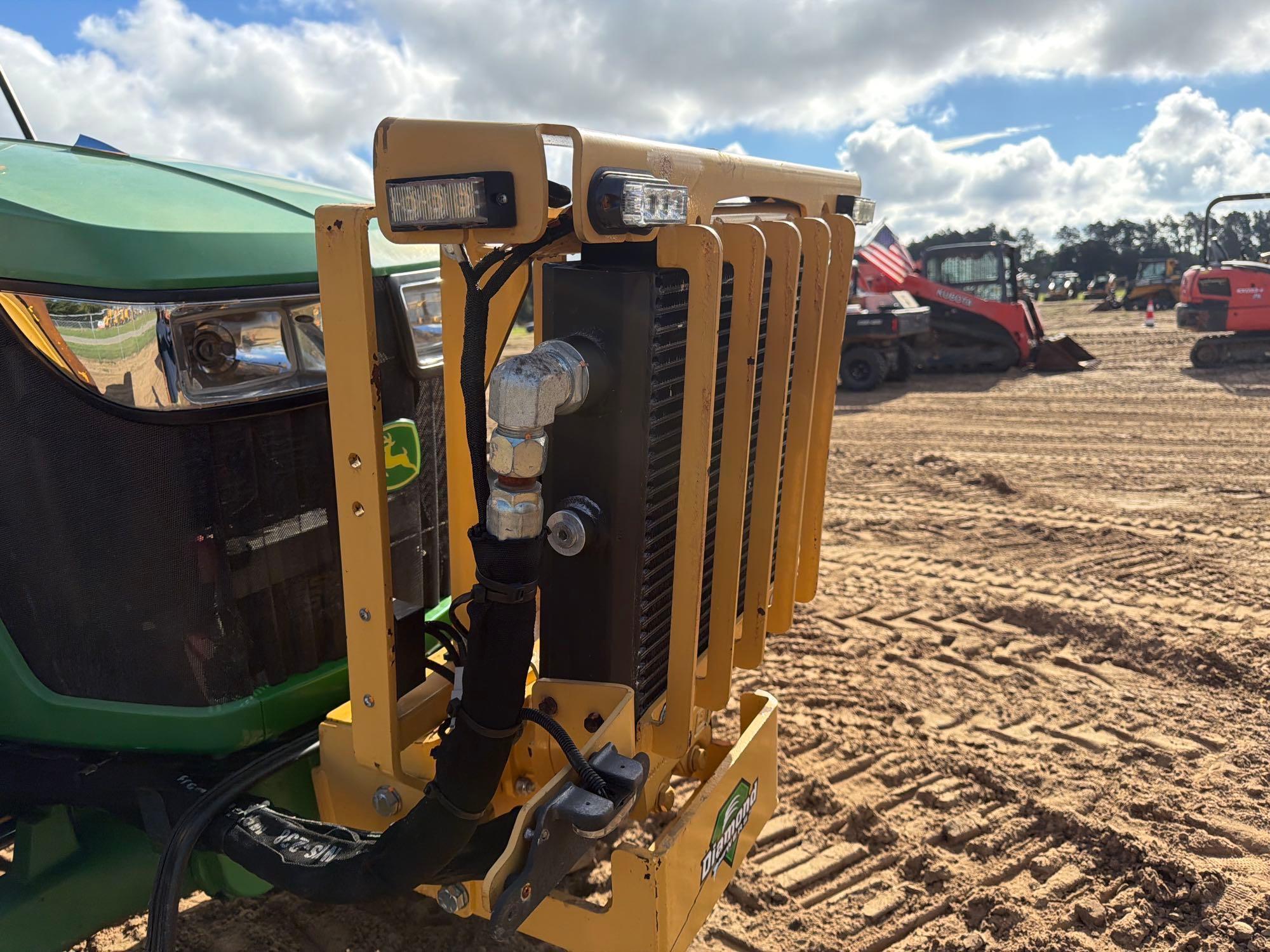 John Deere 5100E