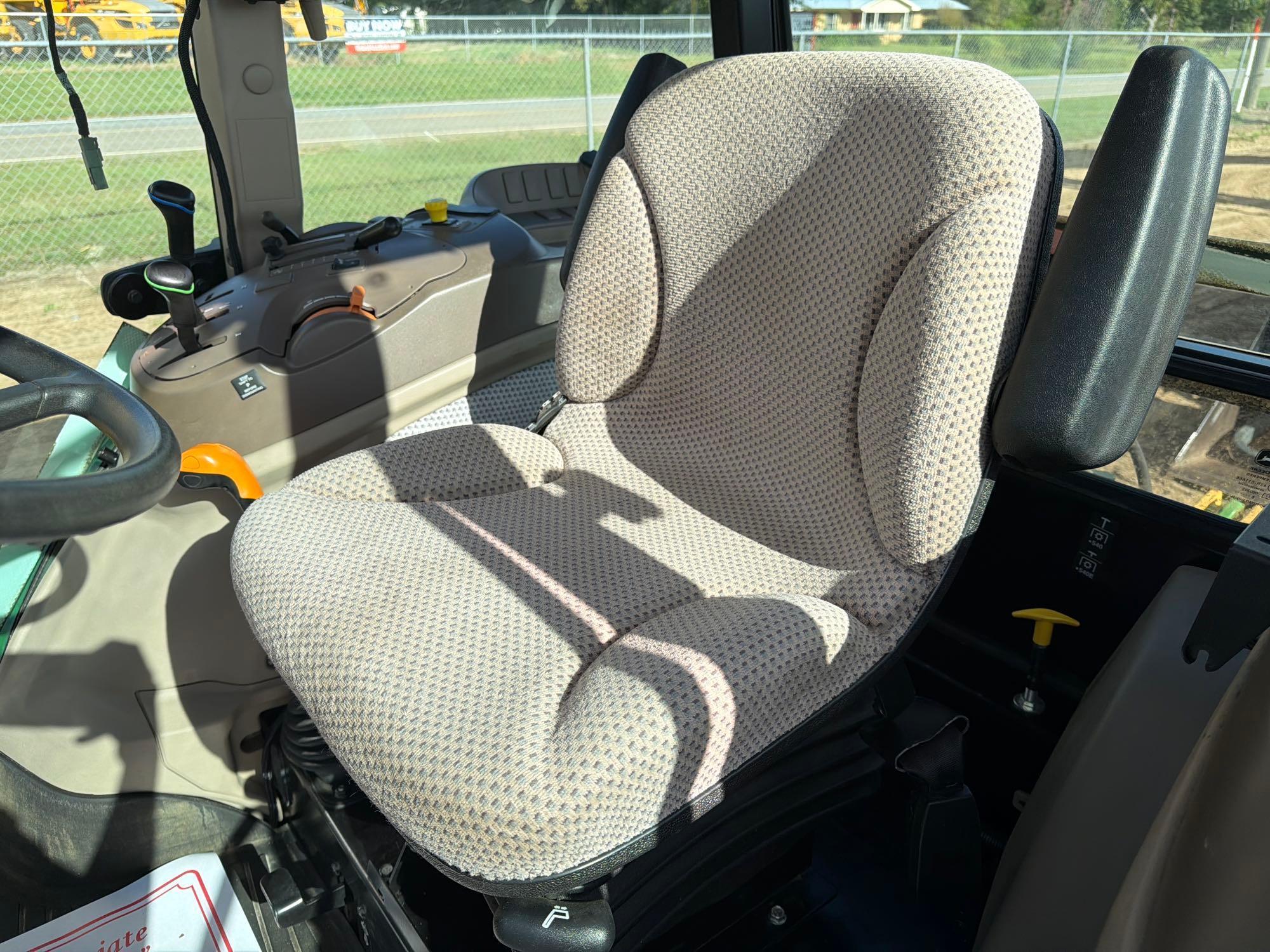 John Deere 5100E