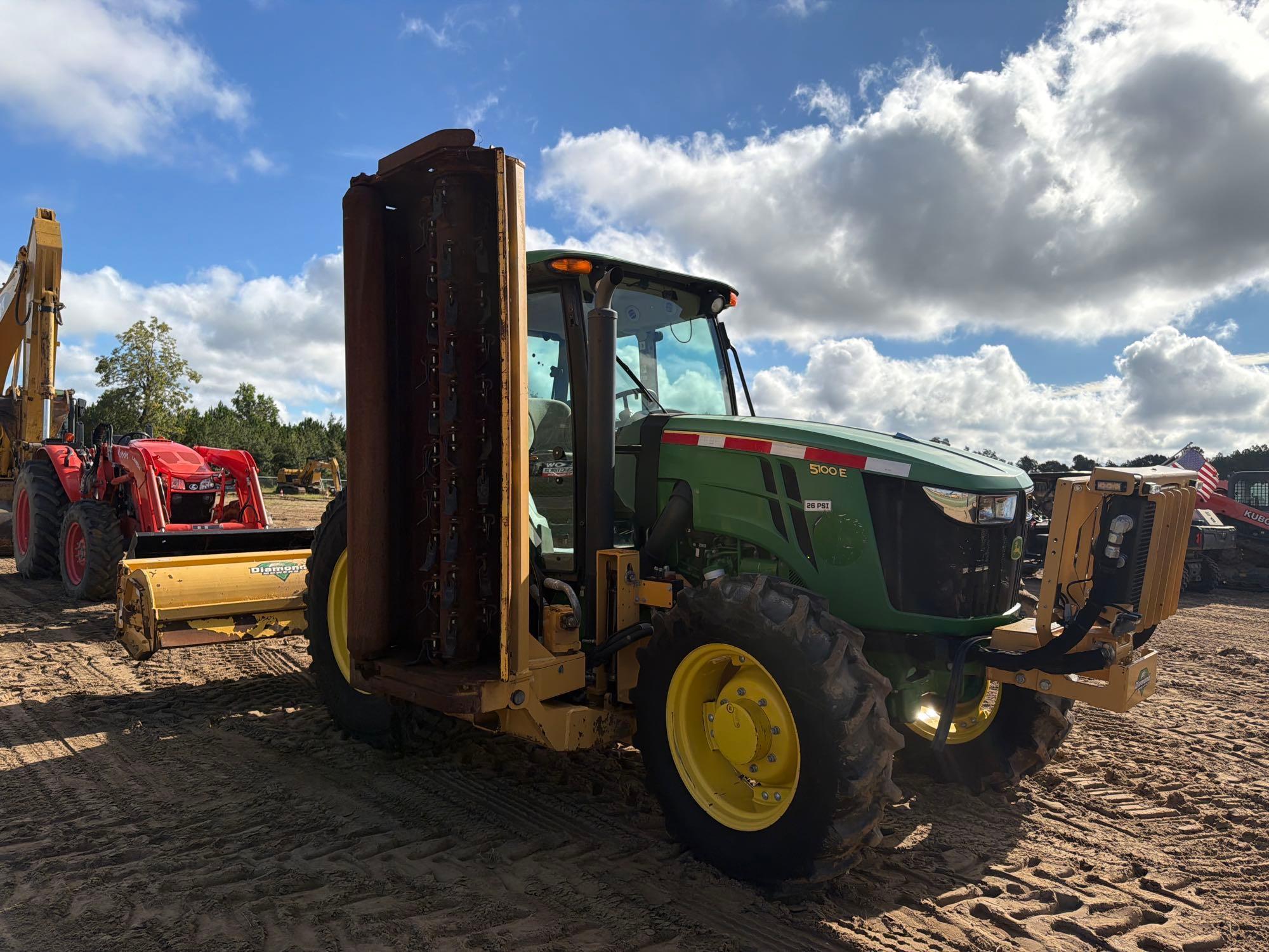 John Deere 5100E
