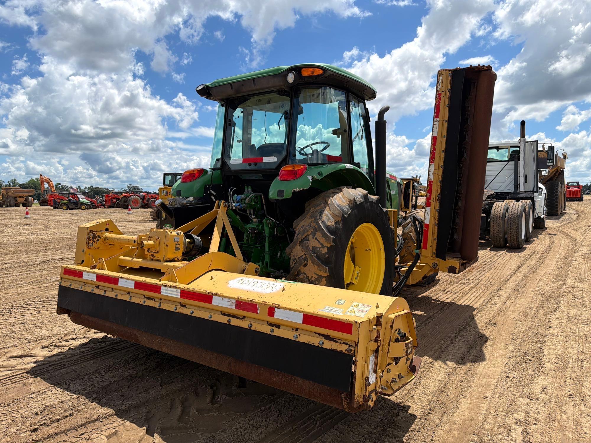 John Deere 5100E