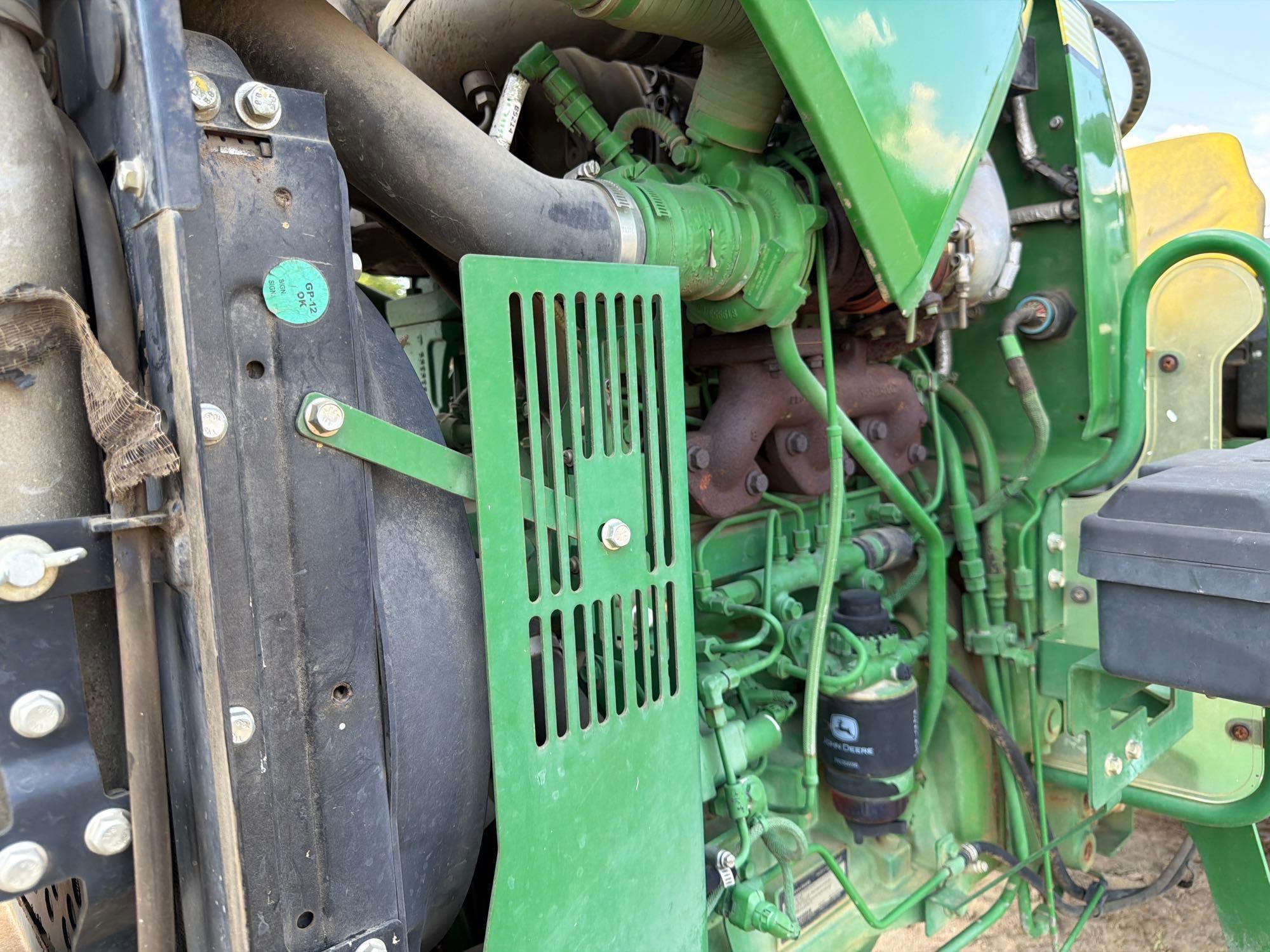 John Deere 5055E