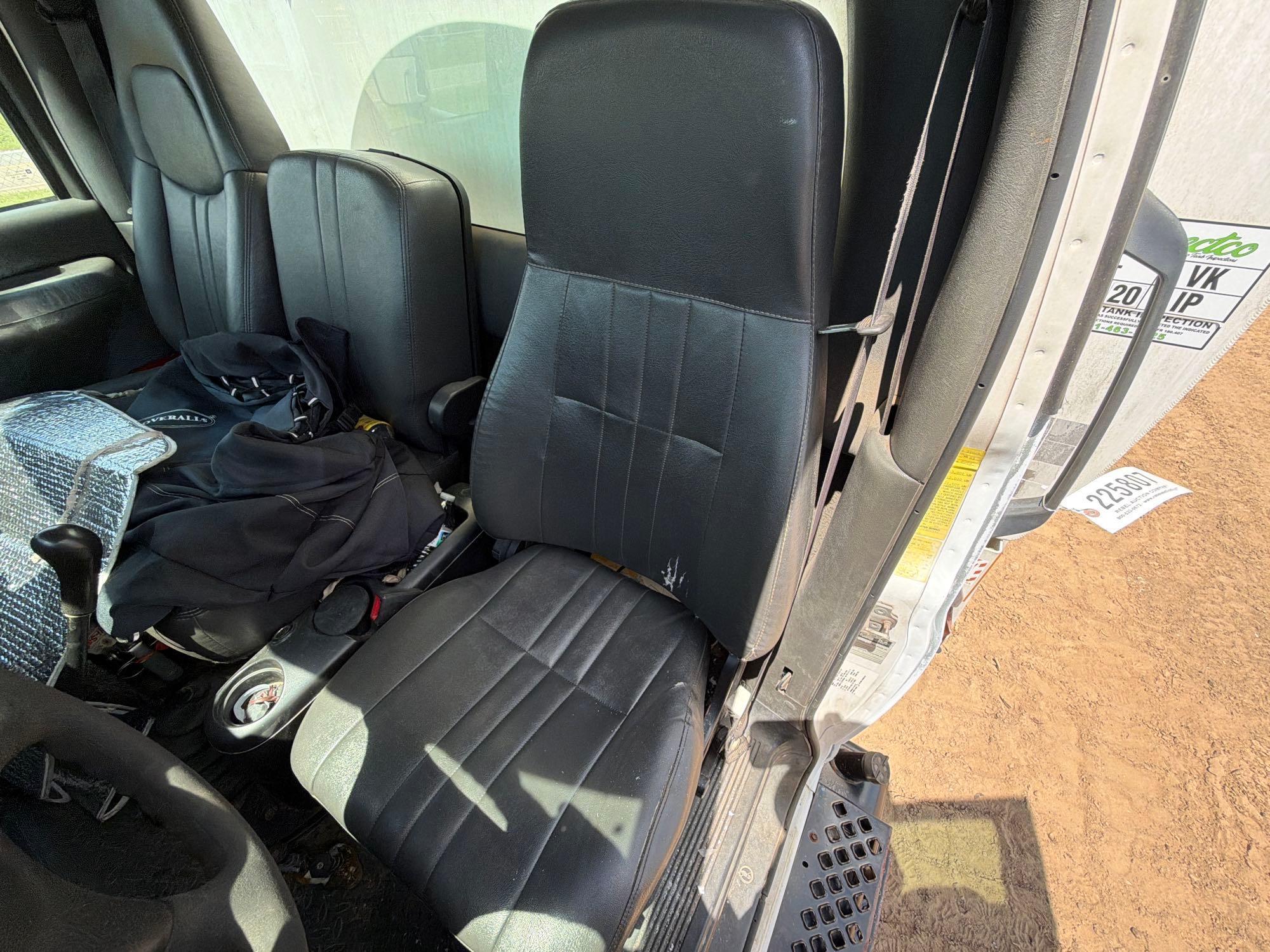 2005 Chevrolet C7500