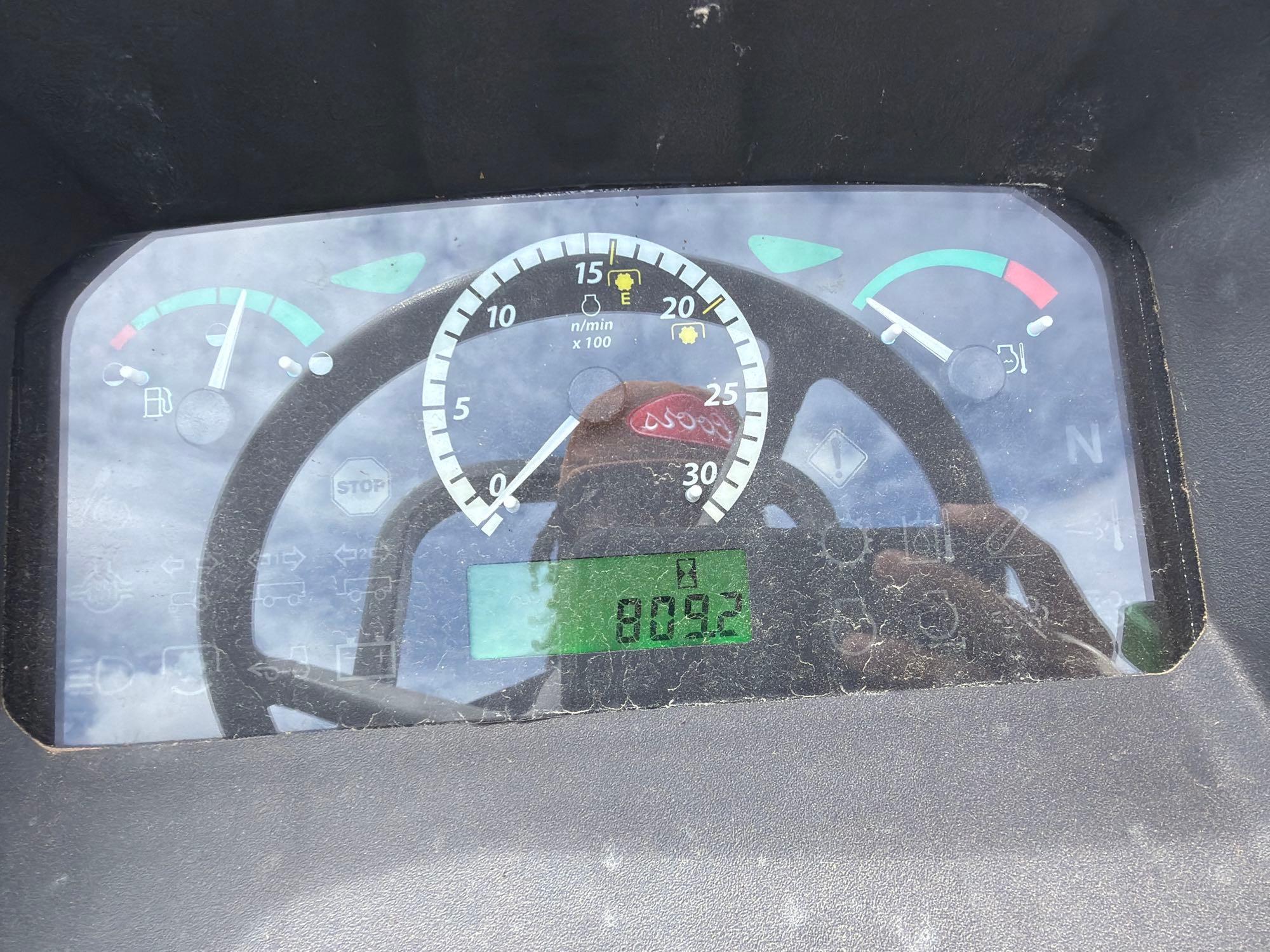 2015 John Deere 5055E