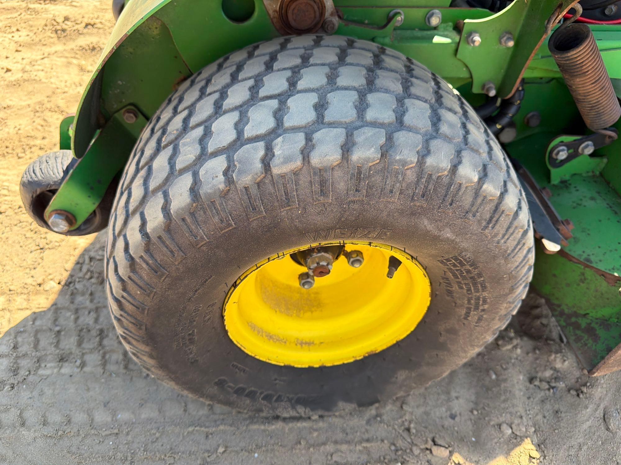 2015 John Deere 648R