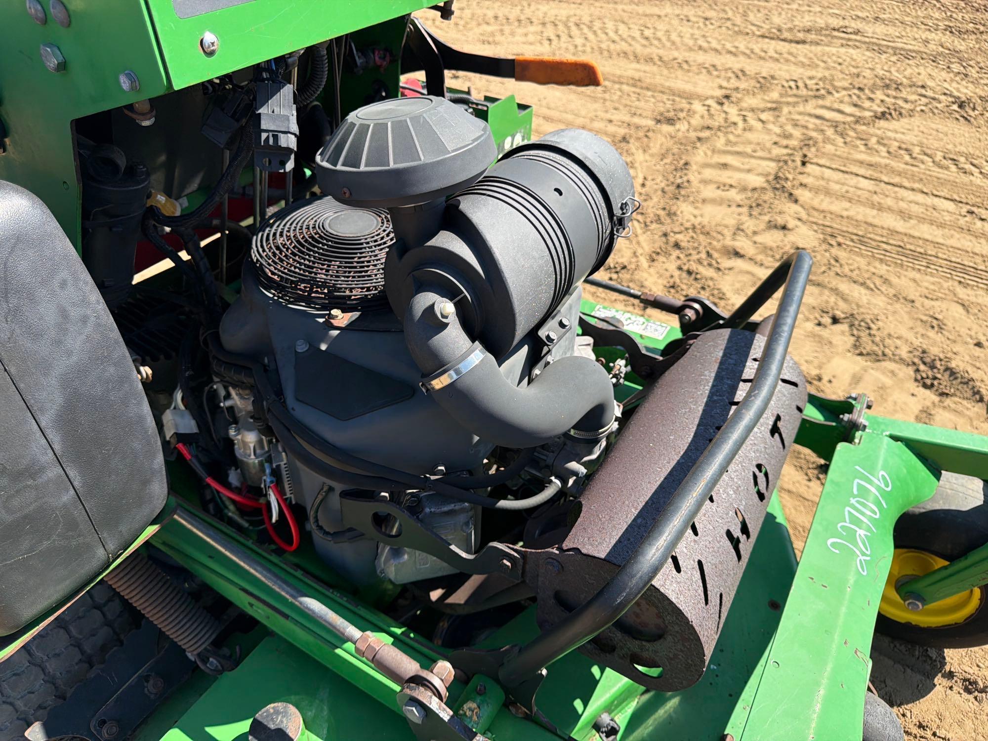 2015 John Deere 648R