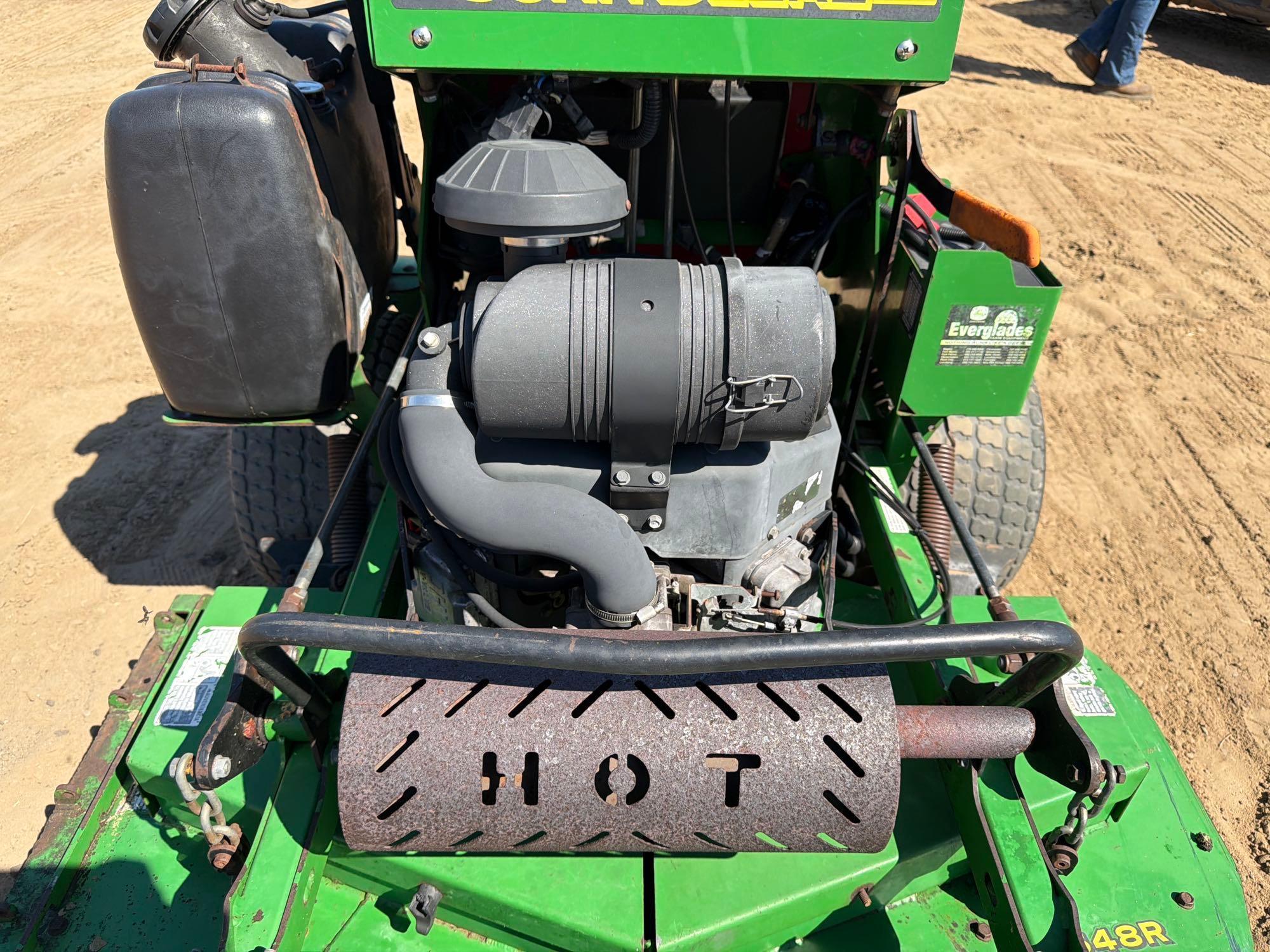 2015 John Deere 648R