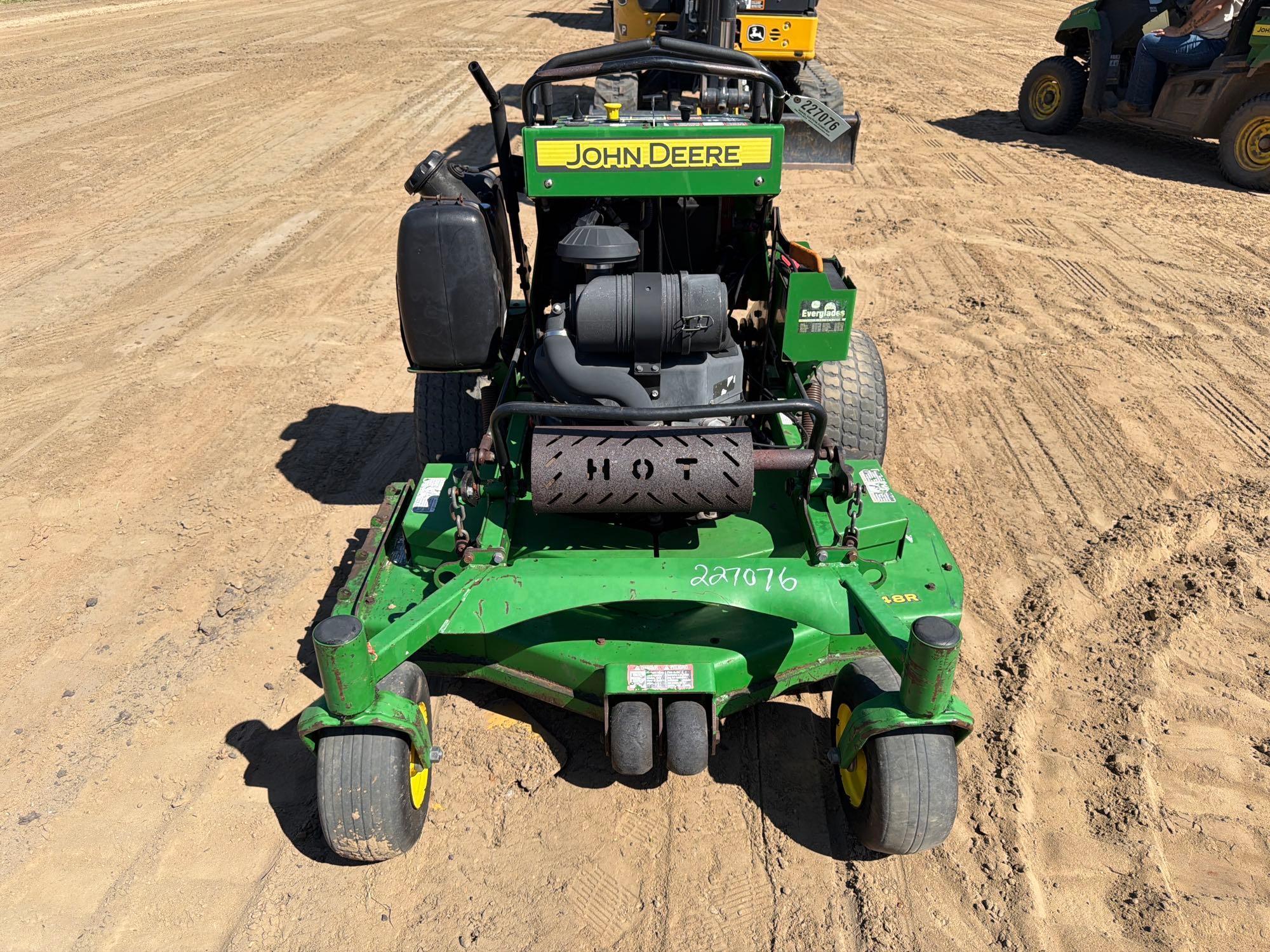2015 John Deere 648R