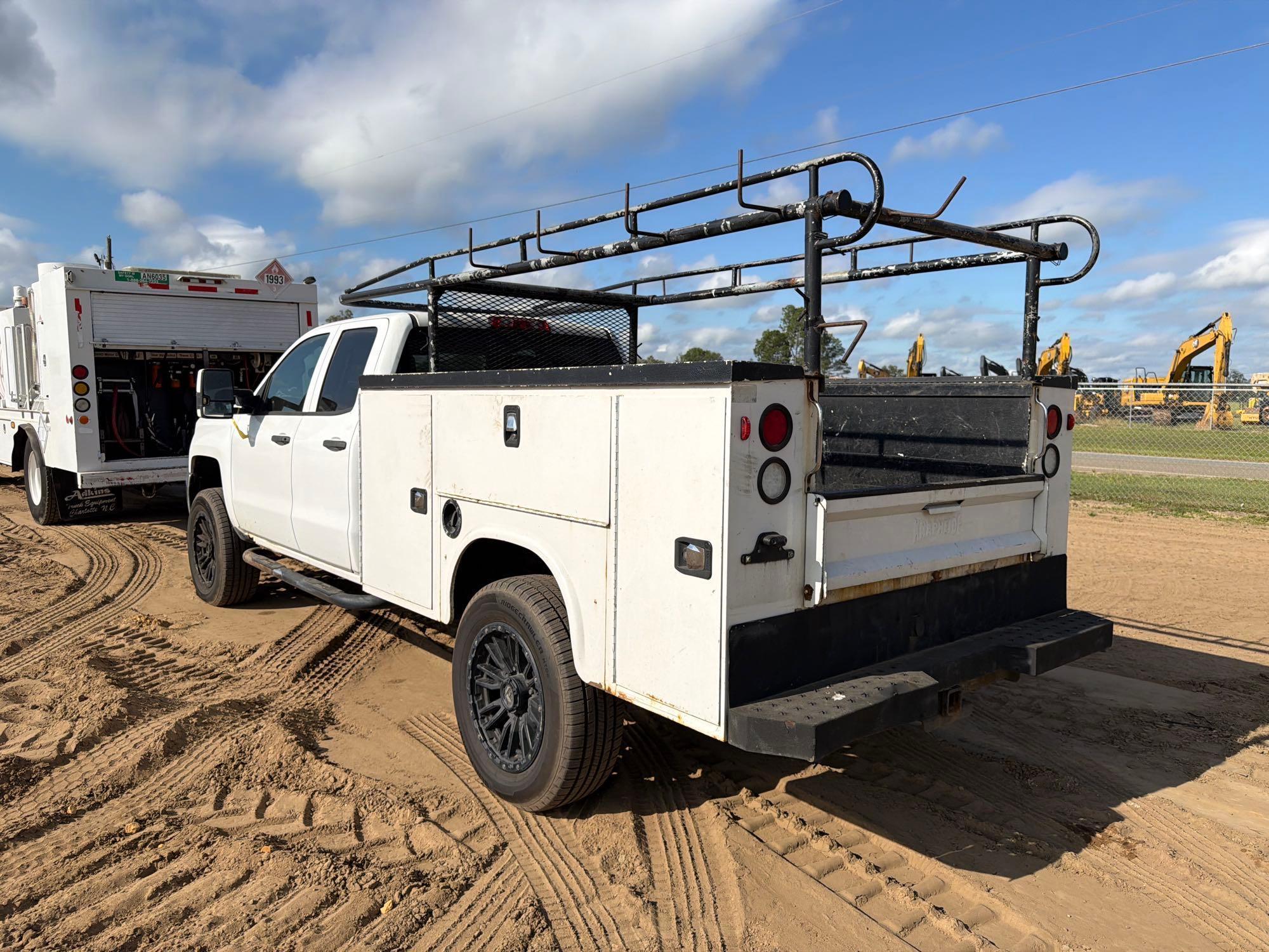2017 Chevrolet SILVERADO