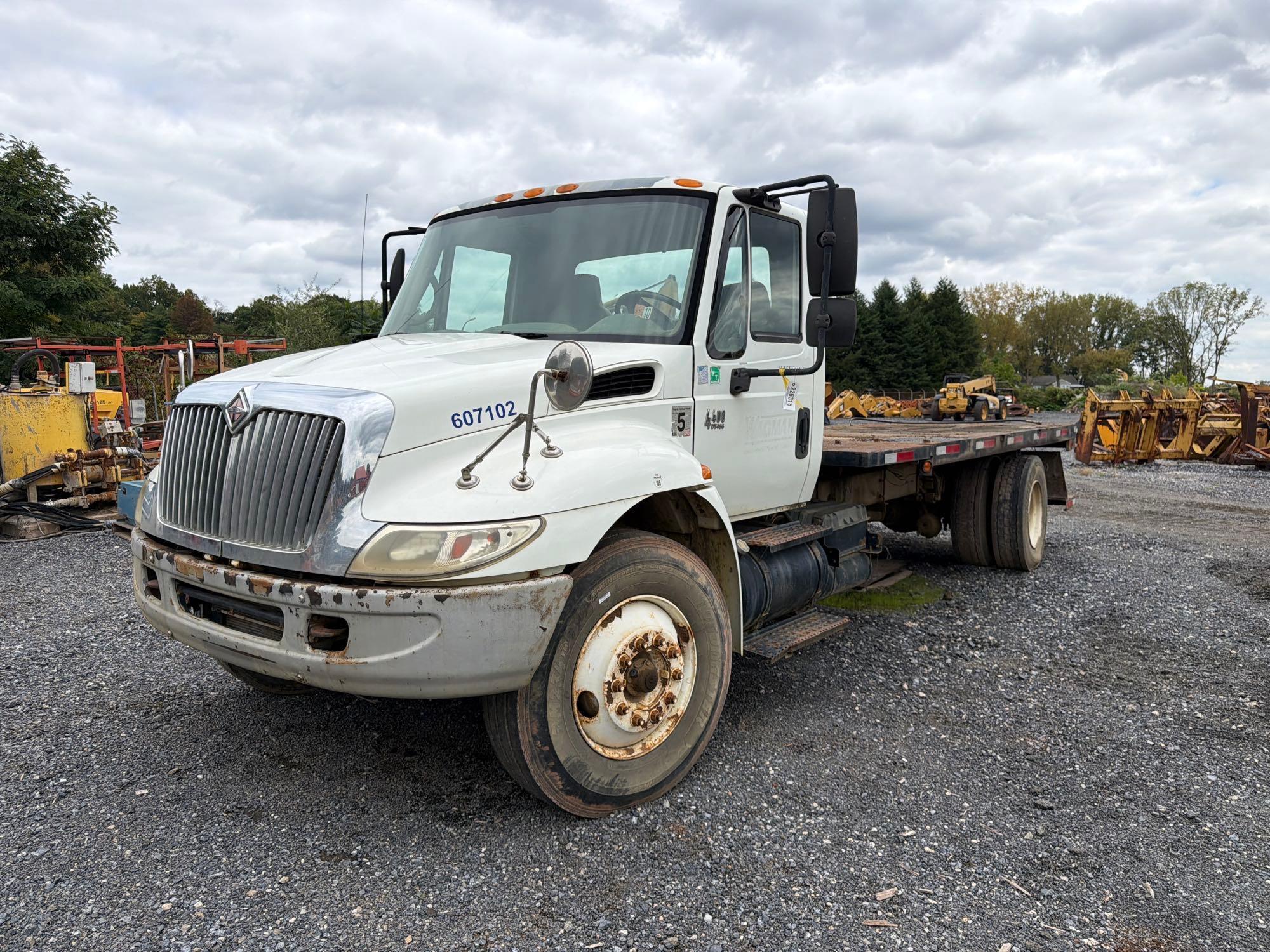 2001 International 4400