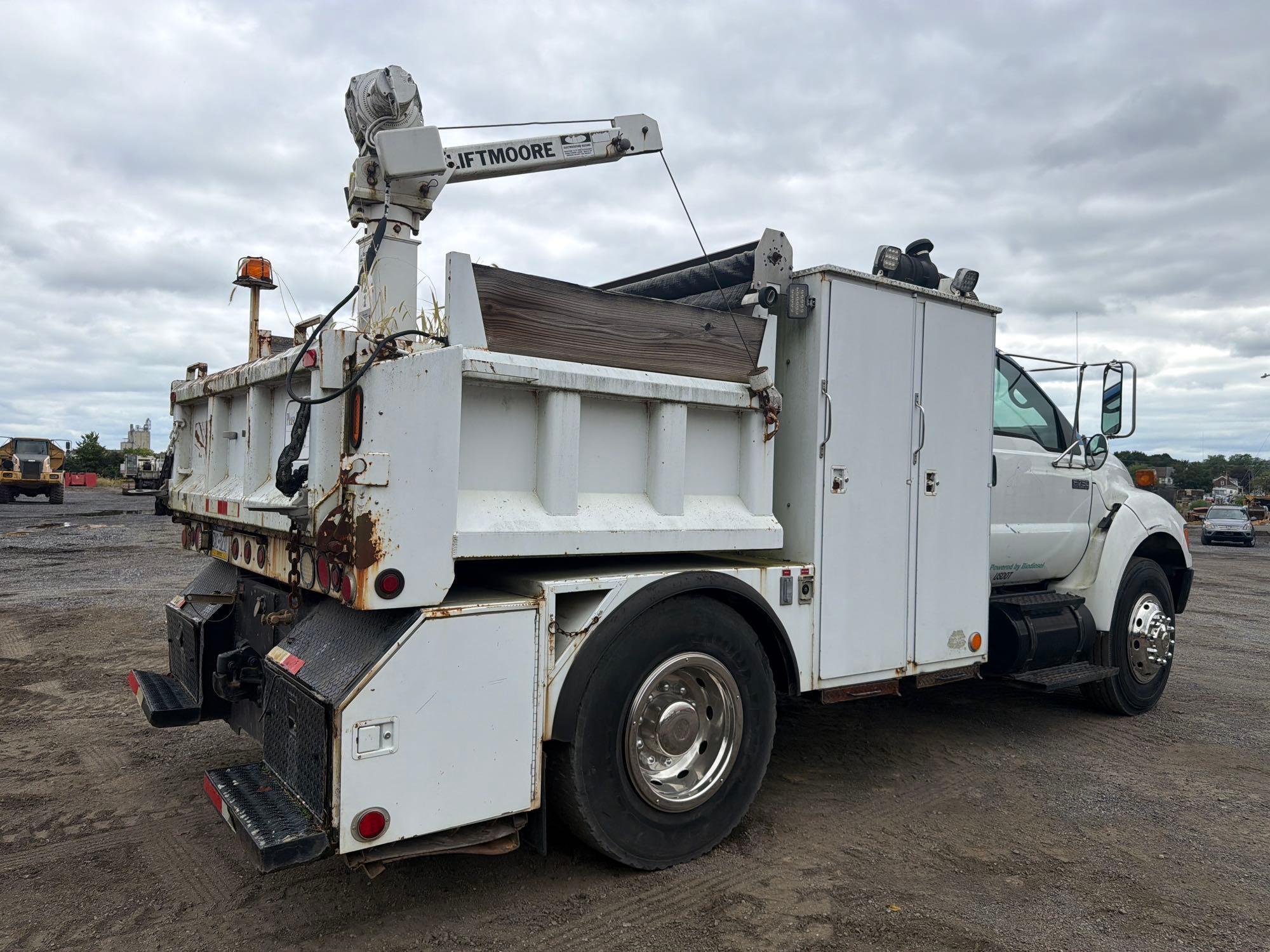 Ford F750