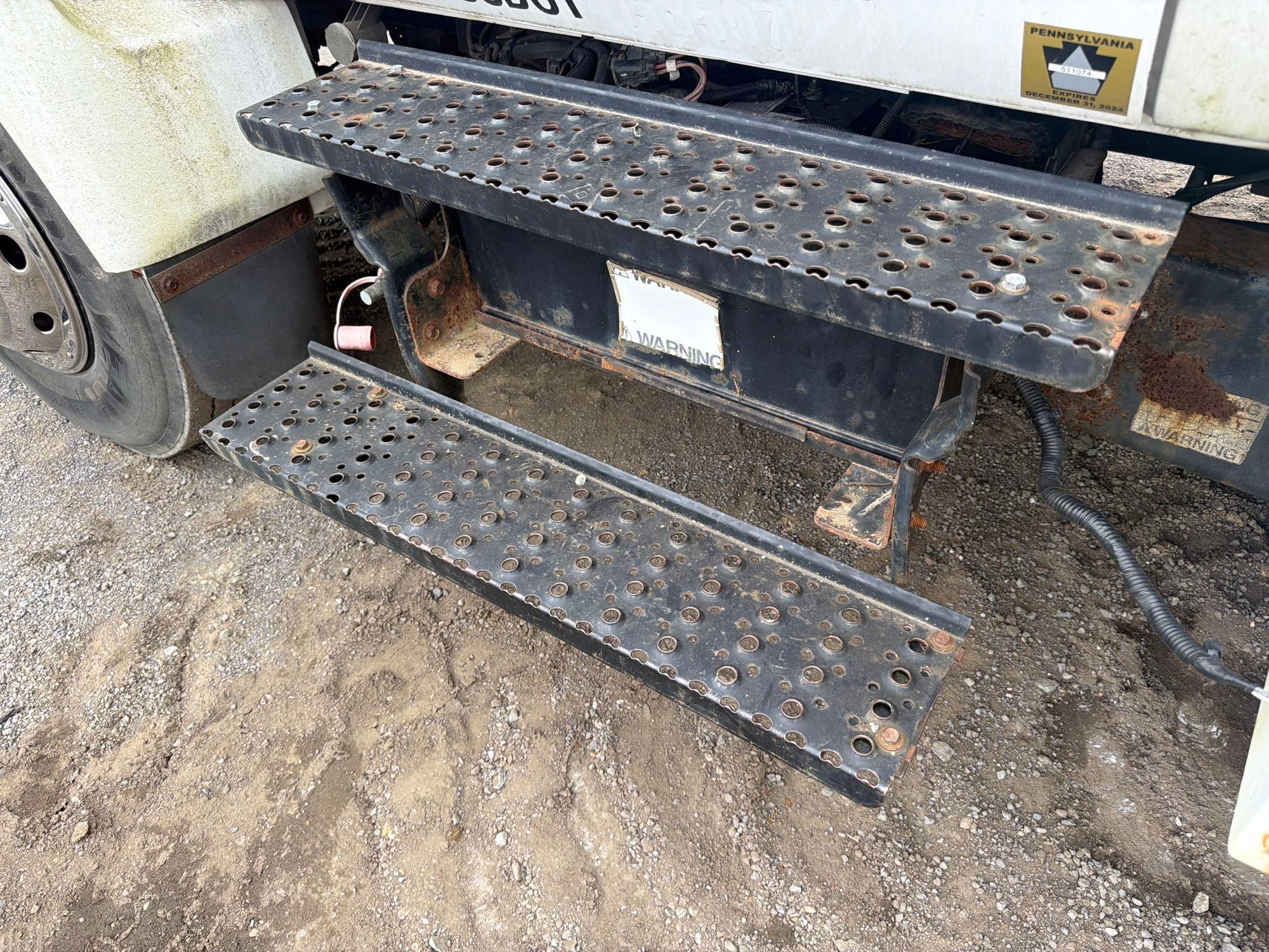 Ford F750