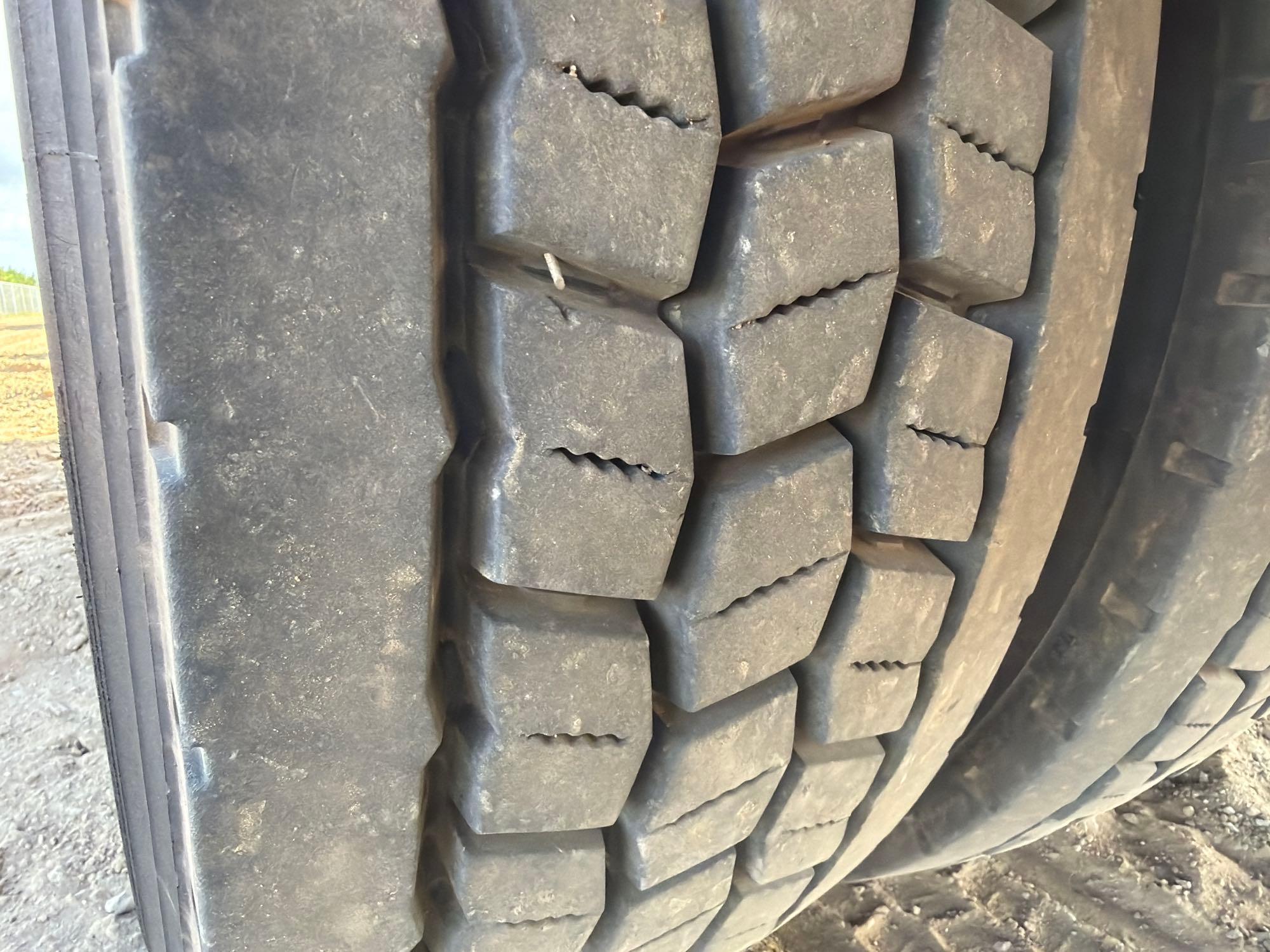 2015 Ford F750 XLT