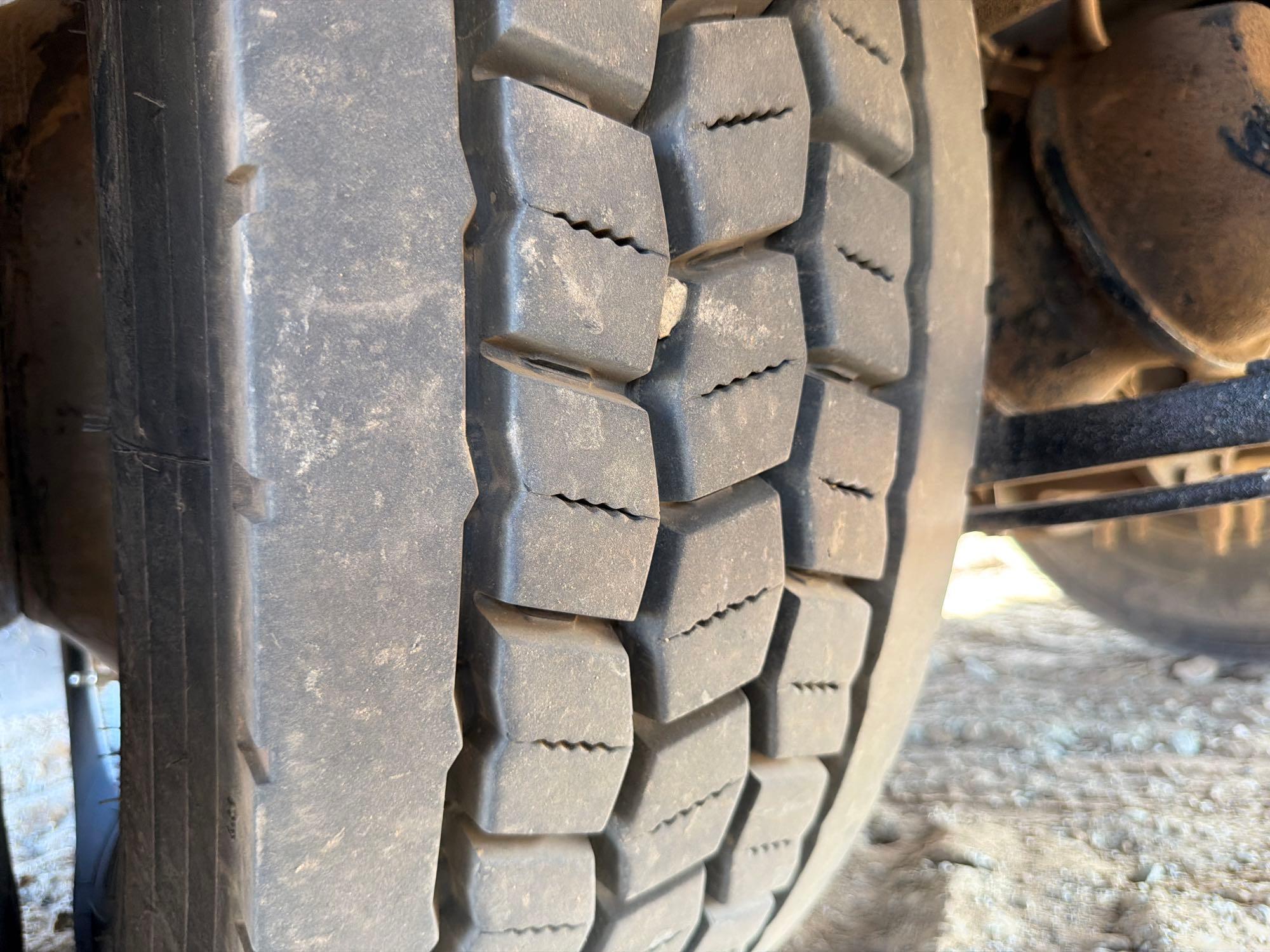2015 Ford F750 XLT