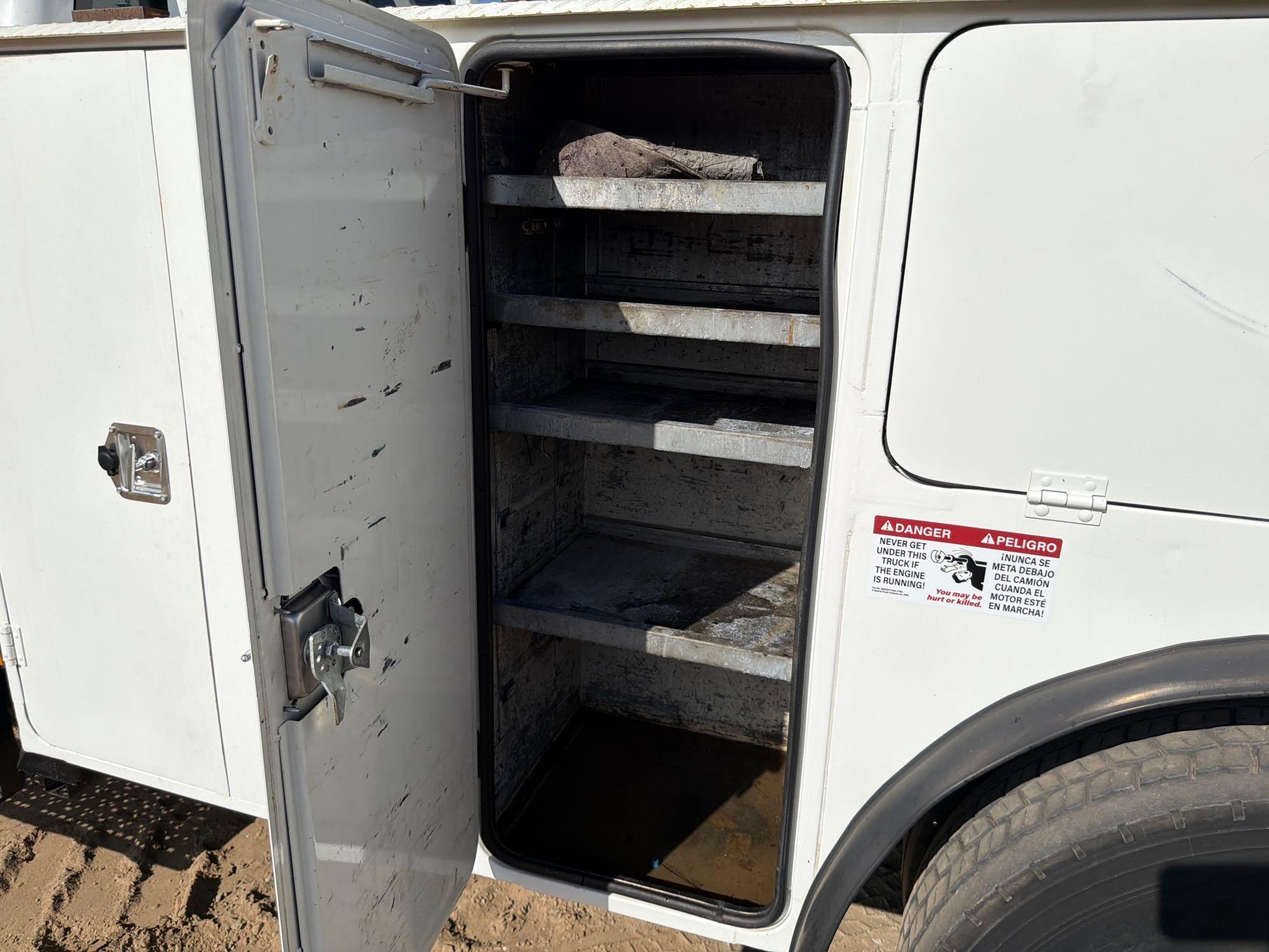Ford F750 XLT