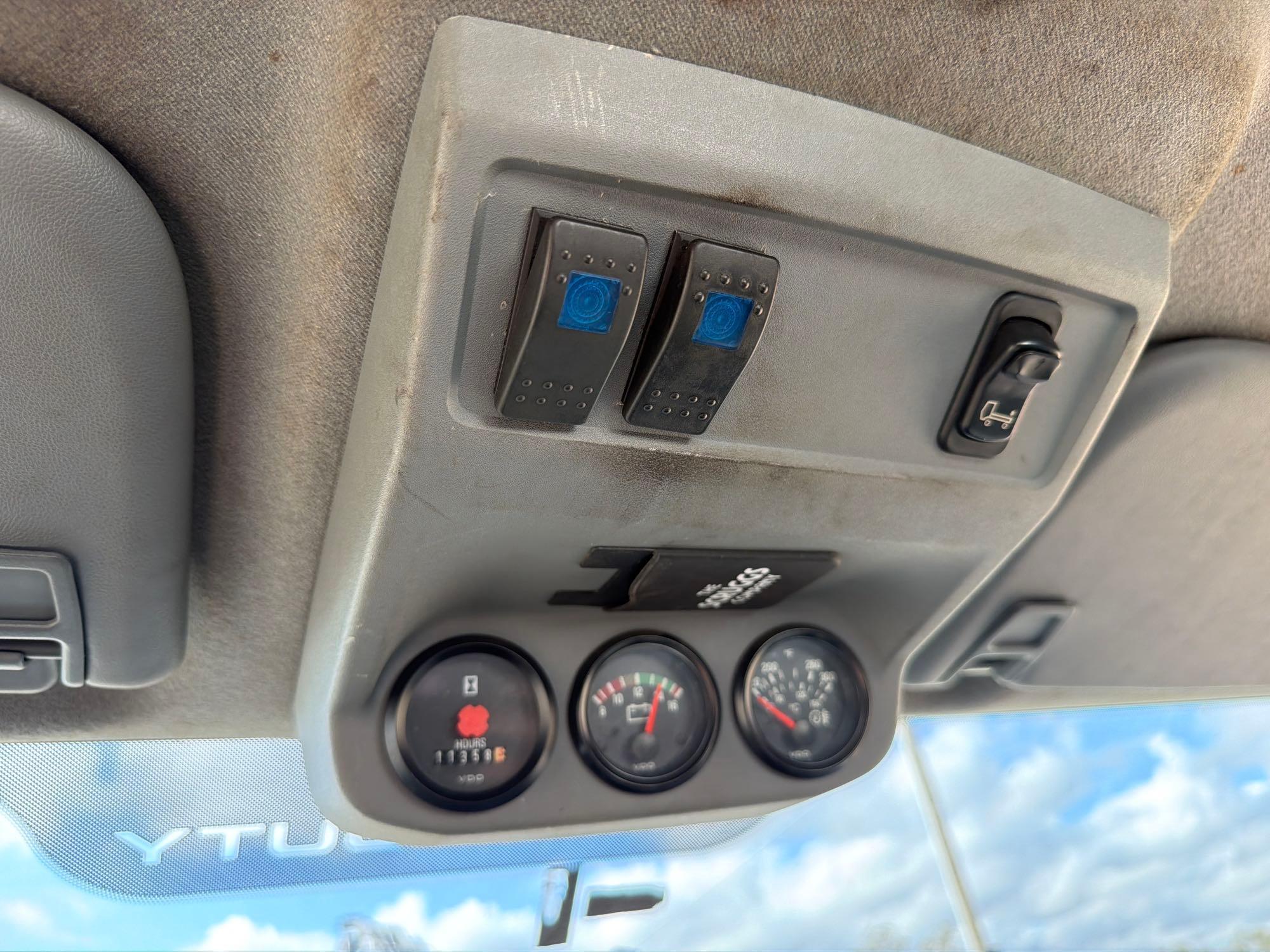 2015 Ford F750 XLT