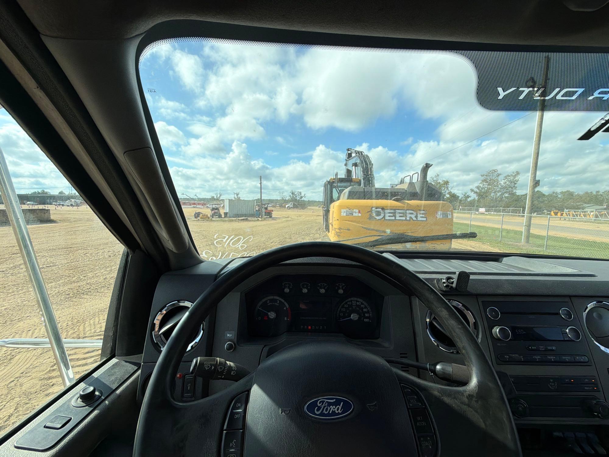 2015 Ford F750 XLT