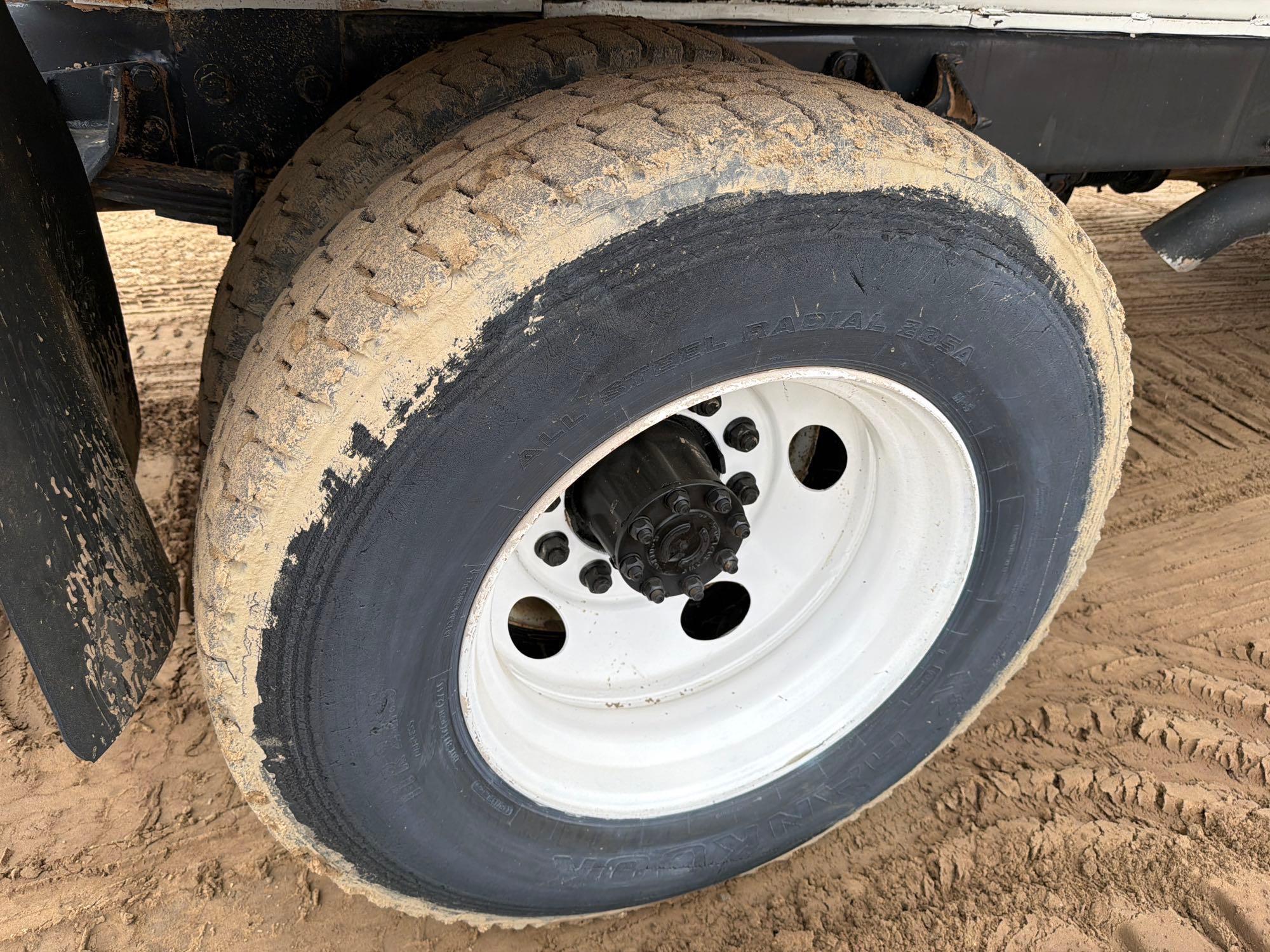 2012 Ford F750 SUPER DUTY