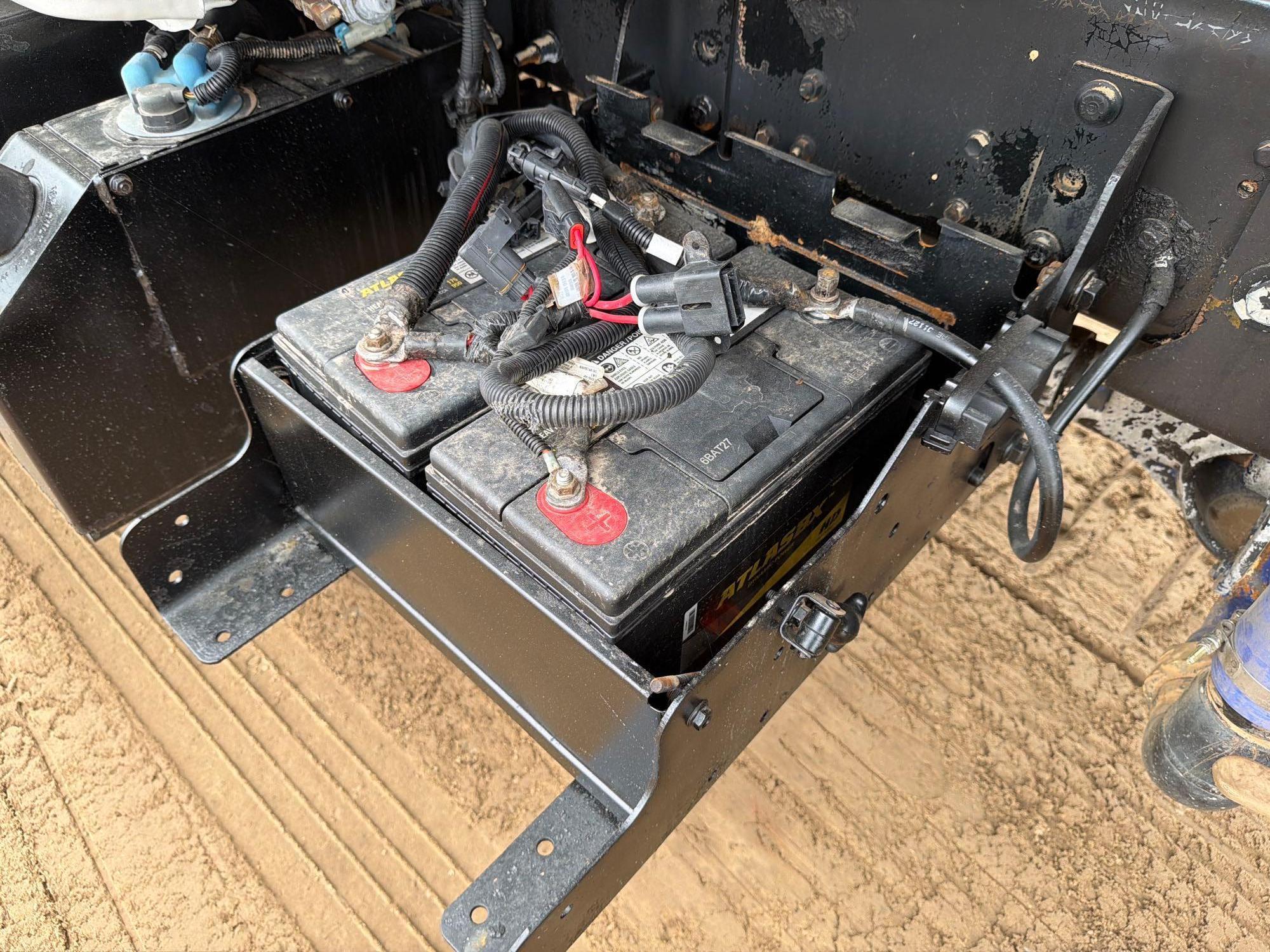 2012 Ford F750 SUPER DUTY